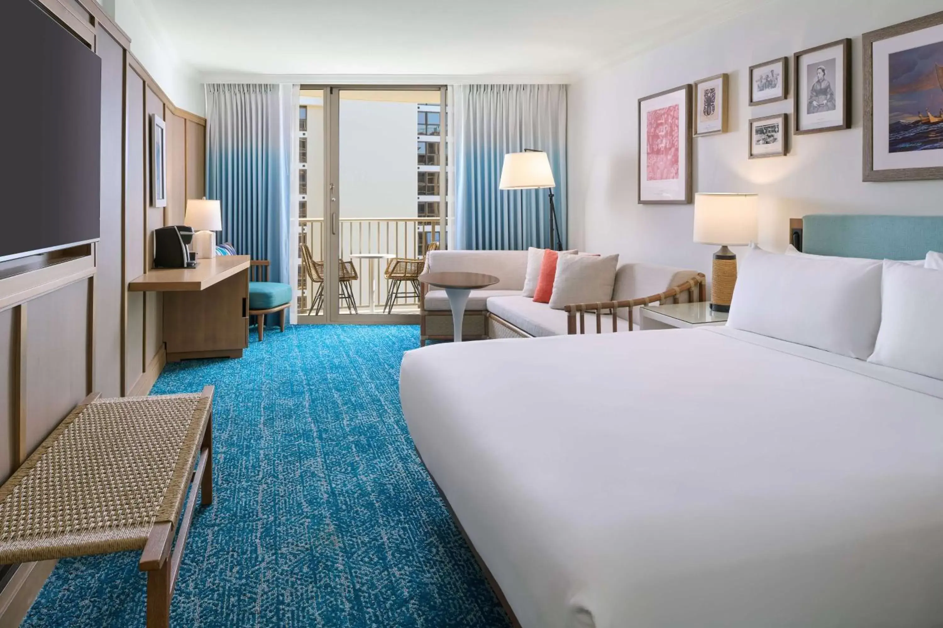 Resort View 1 King Bed in OUTRIGGER Reef Waikiki Beach Resort Resort View 1 King Bed in OUTRIGGER Reef Waikiki Beach Resort