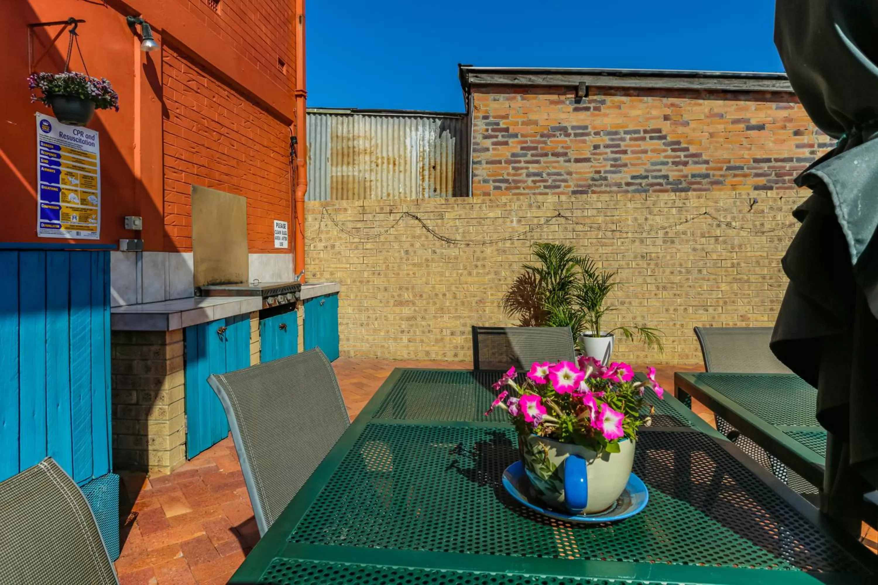 BBQ facilities in Matilda Motel