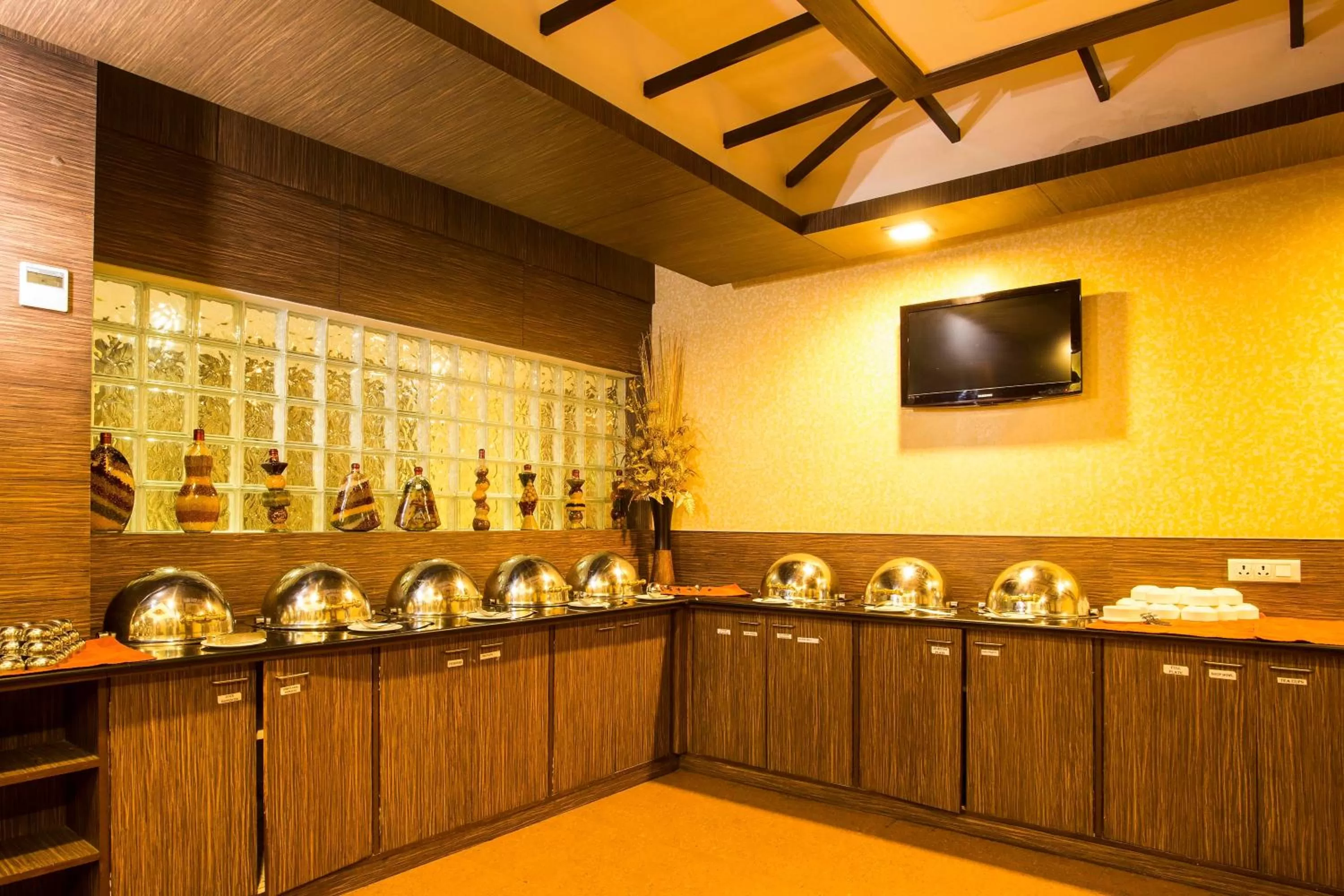 Meals in Clinton Park Inn