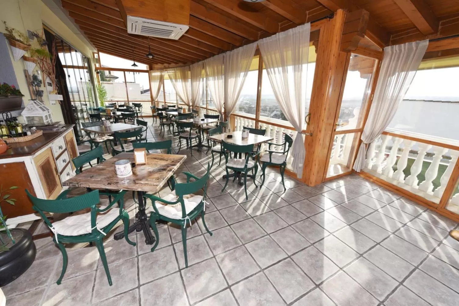 Communal lounge/ TV room in Hotel Rural el Castillo