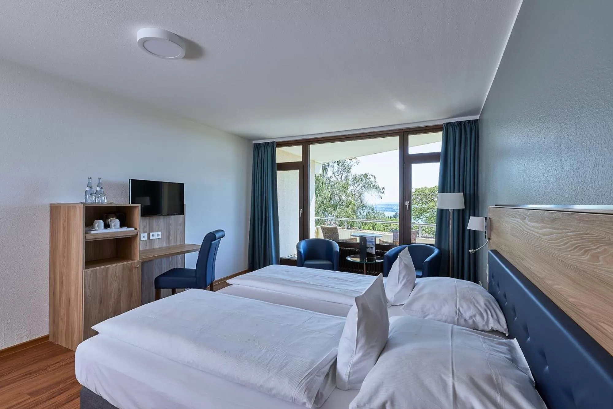 Photo of the whole room, Bed in Parkhotel St.Leonhard