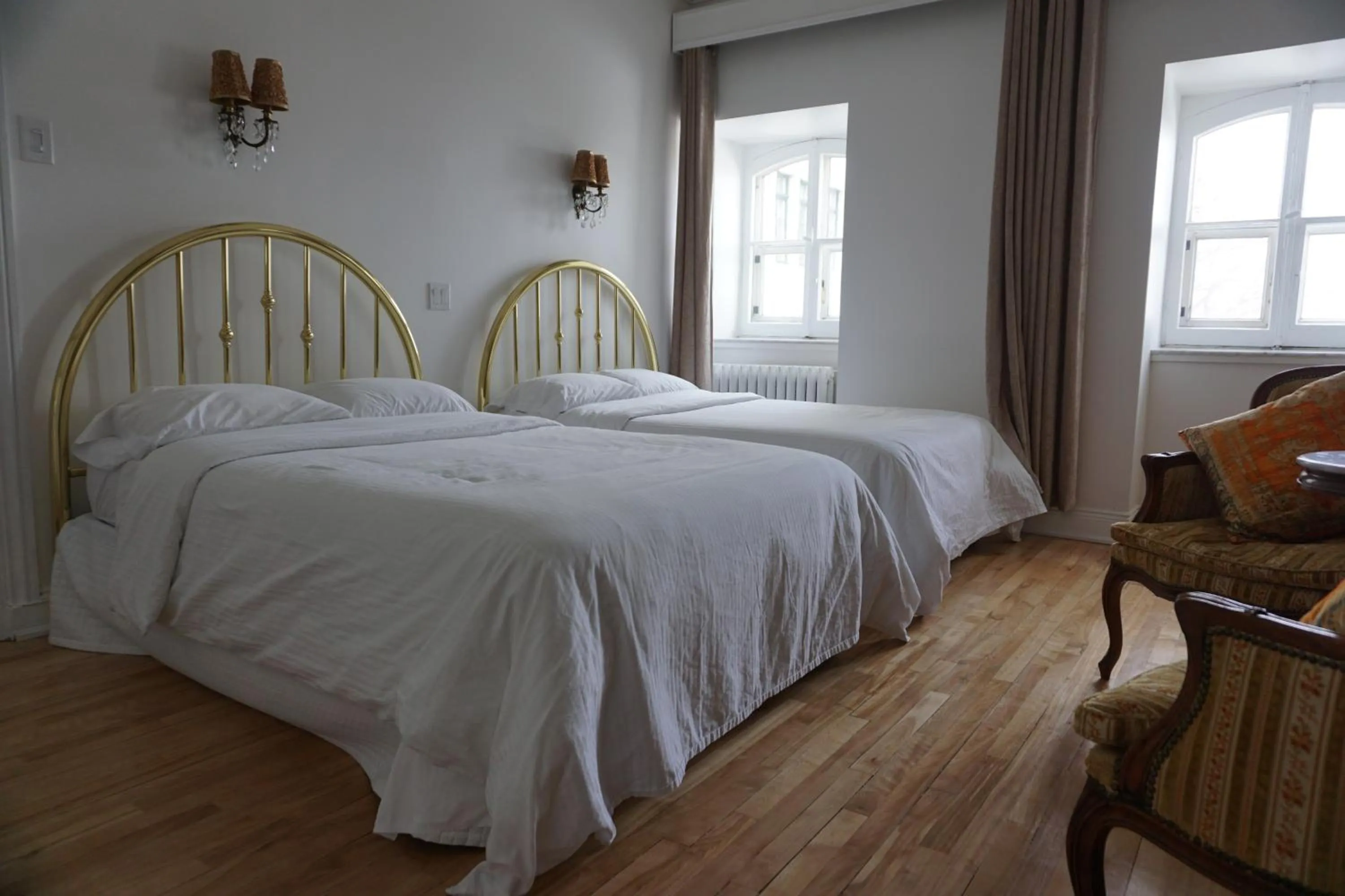 Bed in Hôtel Marie-Rollet