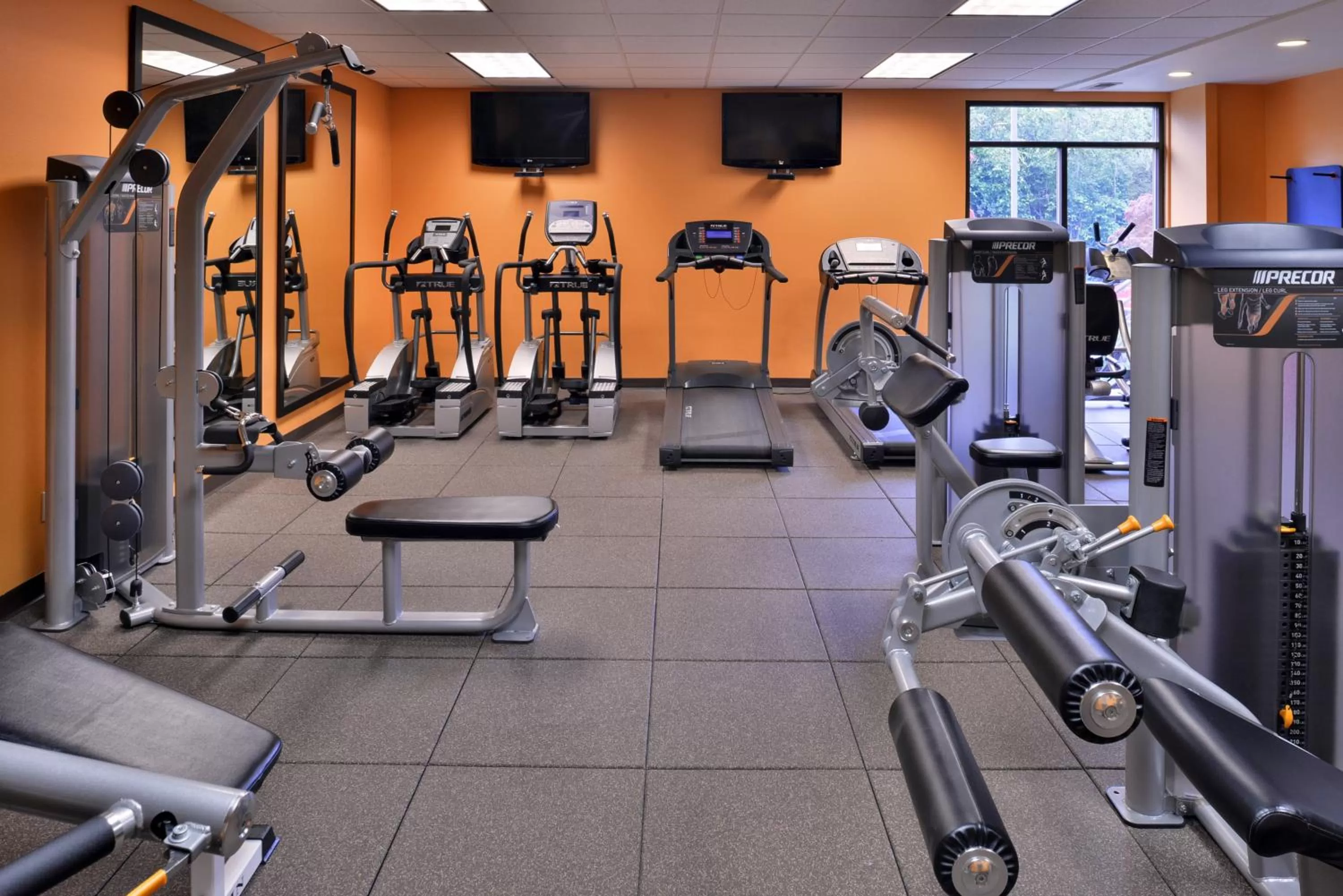 Fitness centre/facilities in Holiday Inn Express Portland West/Hillsboro by IHG