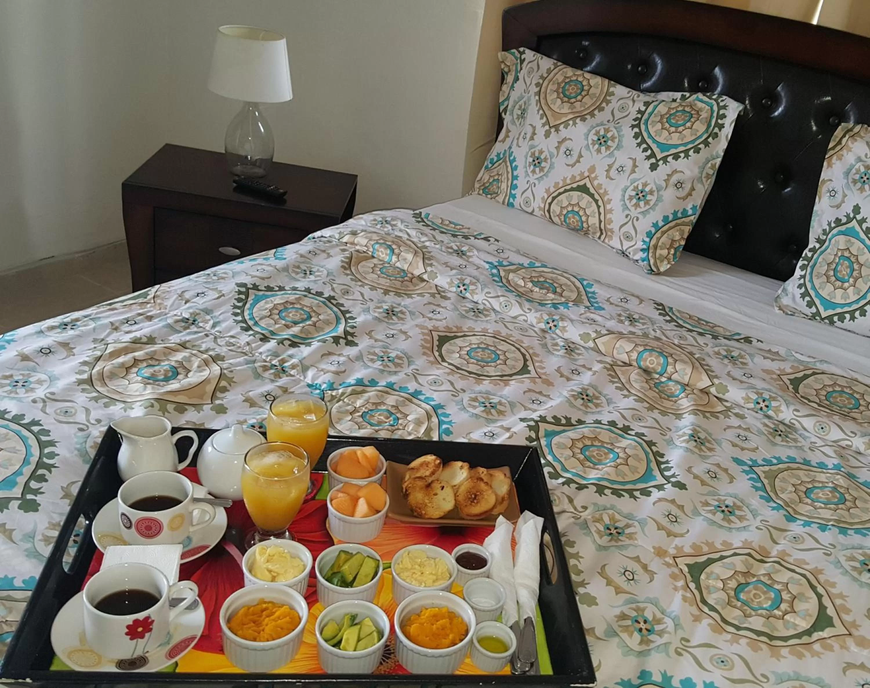 Breakfast, Bed in Hotel Boutique Simona