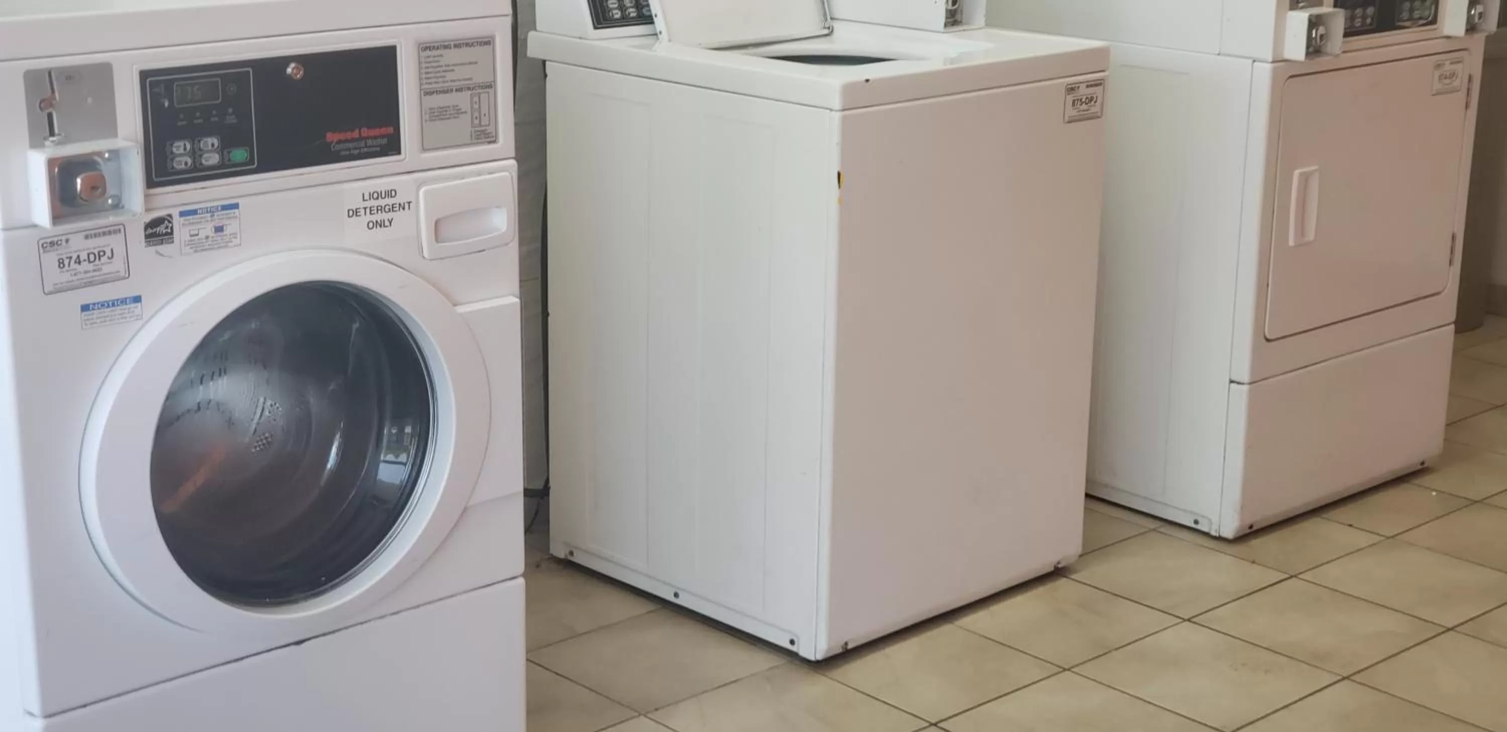 On-site shops in Motel 6-Destin, FL