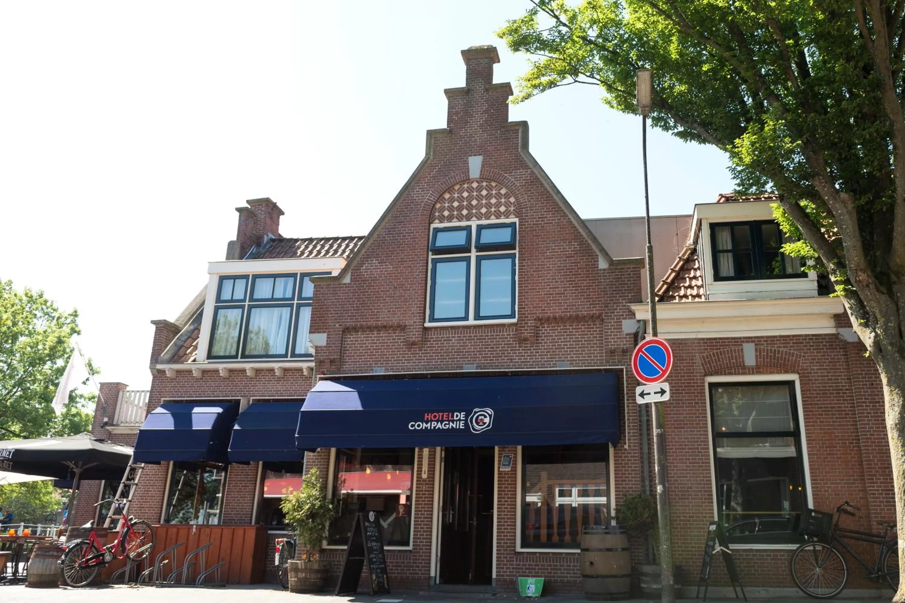 Facade/entrance, Property Building in Herberg de Compagnie