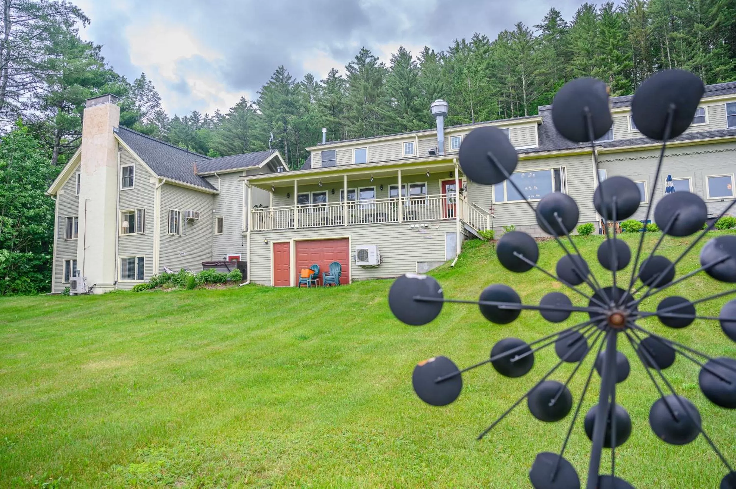 Property building in Brass Lantern Inn