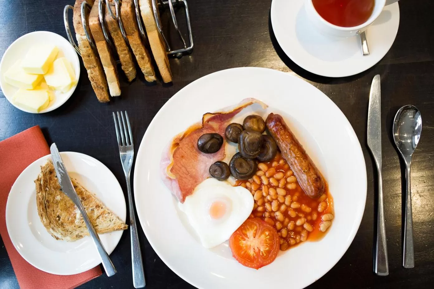 Breakfast in The Cornwall Hotel Spa & Lodges