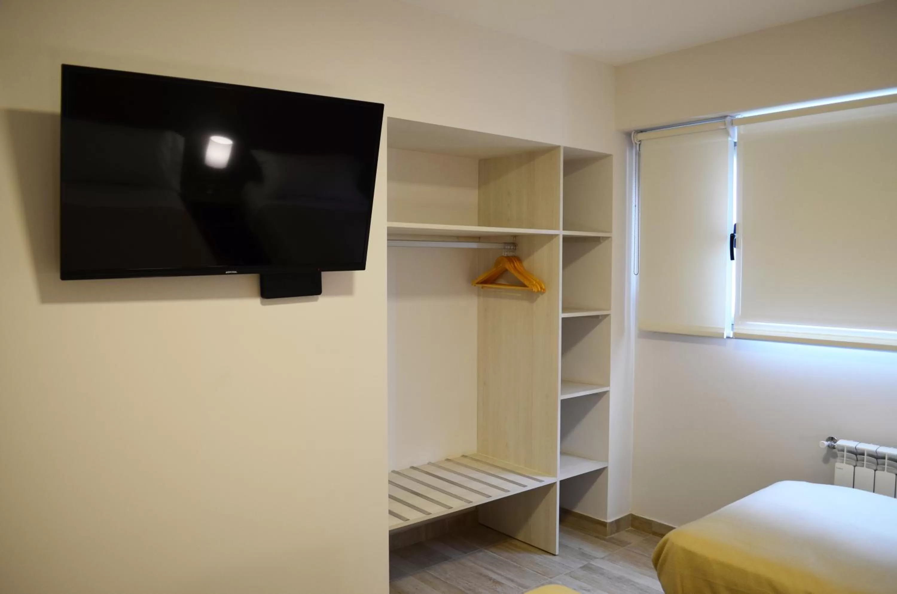 TV and multimedia, Bed in Hotel Bait