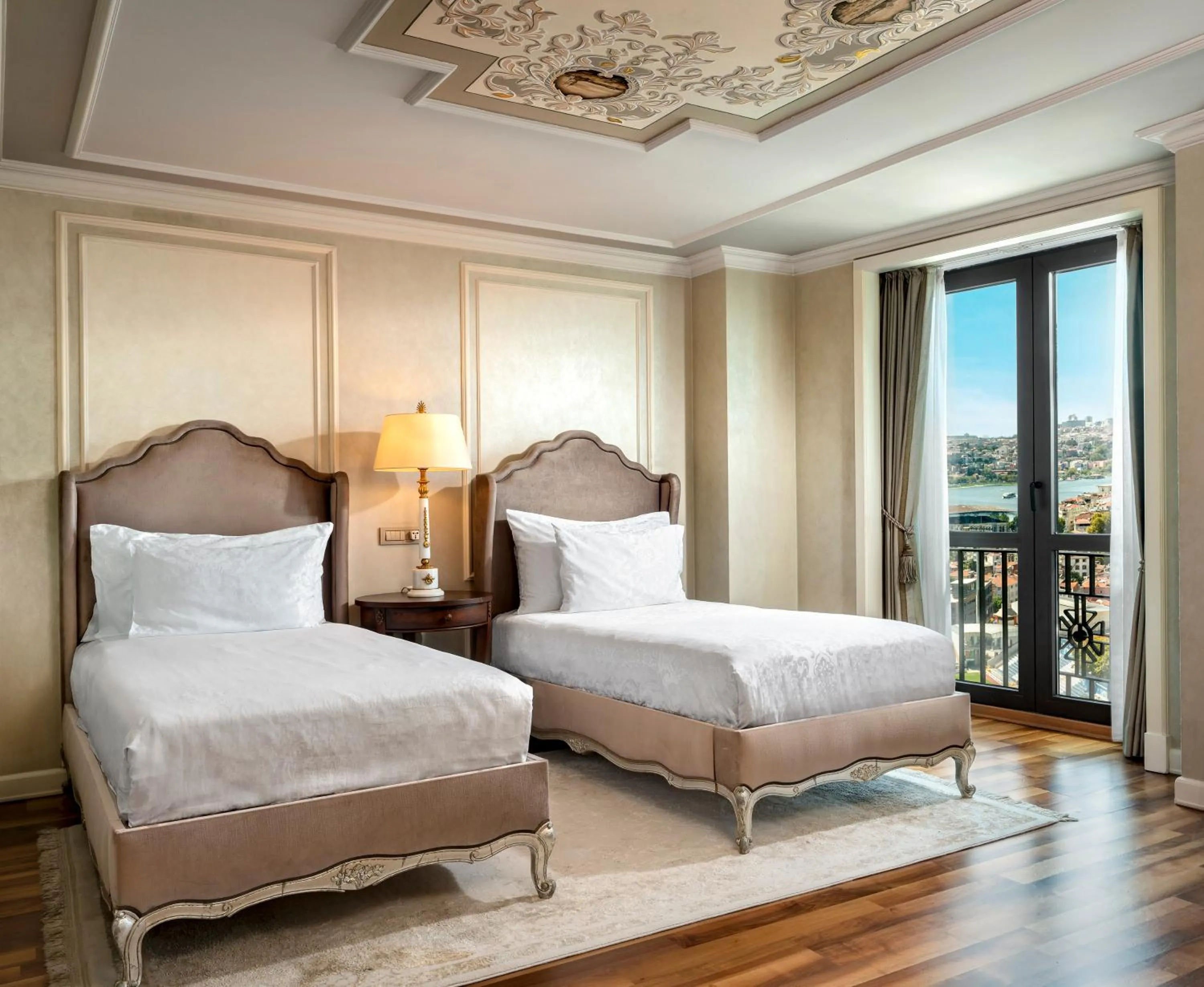 View (from property/room), Bed in Rixos Pera Istanbul
