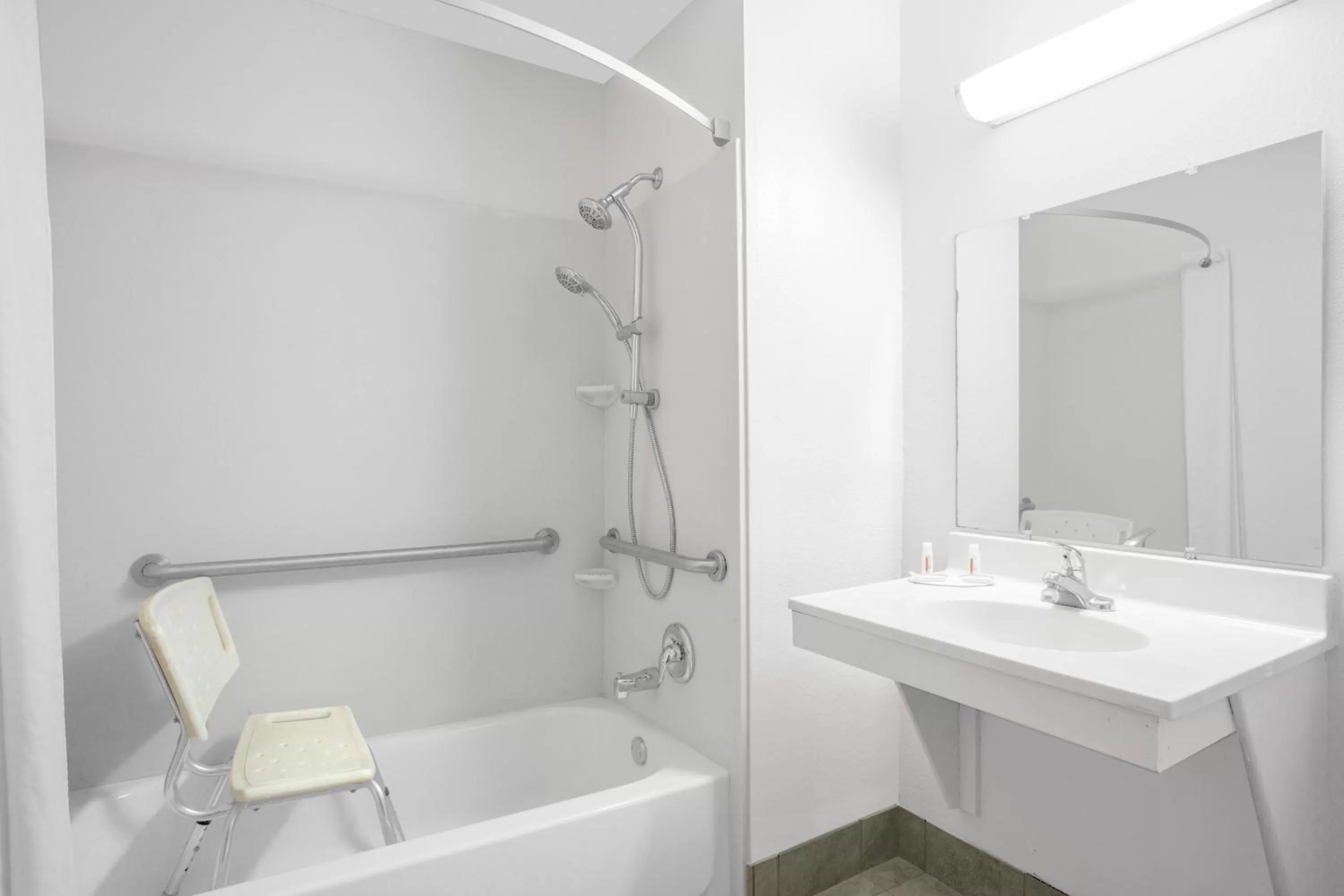 Other in Super 8 by Wyndham Abingdon VA