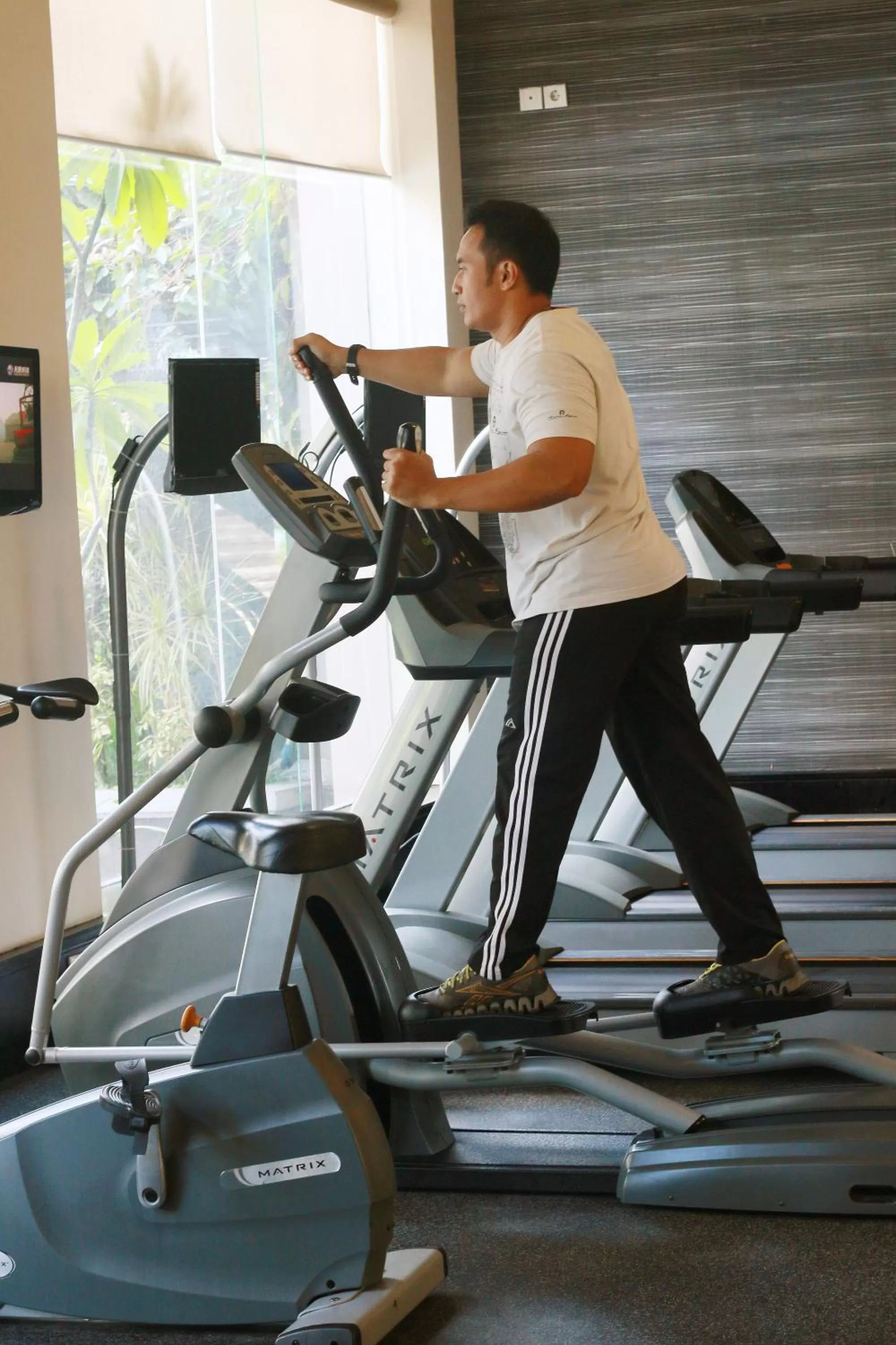 Fitness centre/facilities in Java Paragon Hotel & Residences