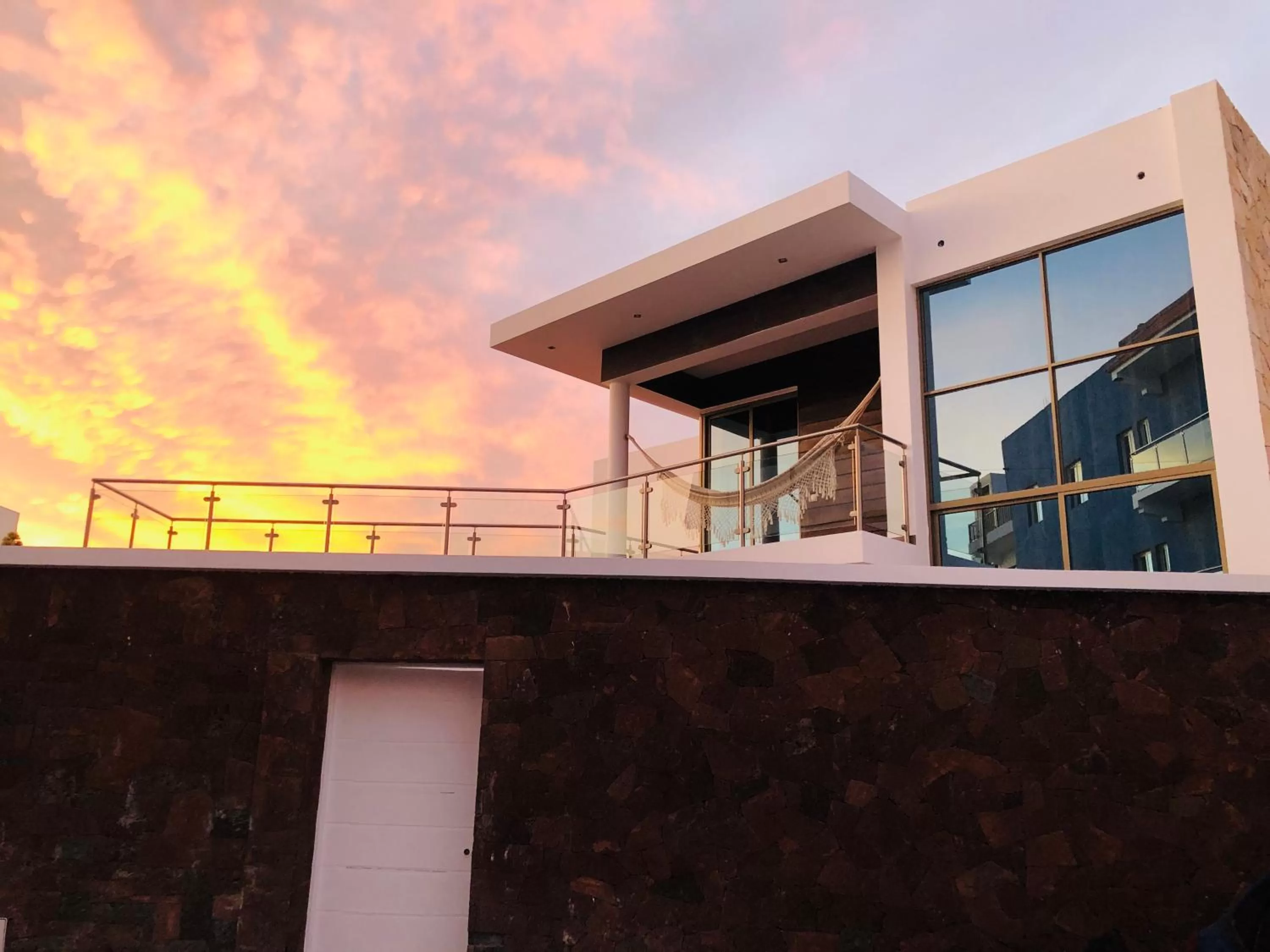 Sunset in Fogo Boutique Hotel