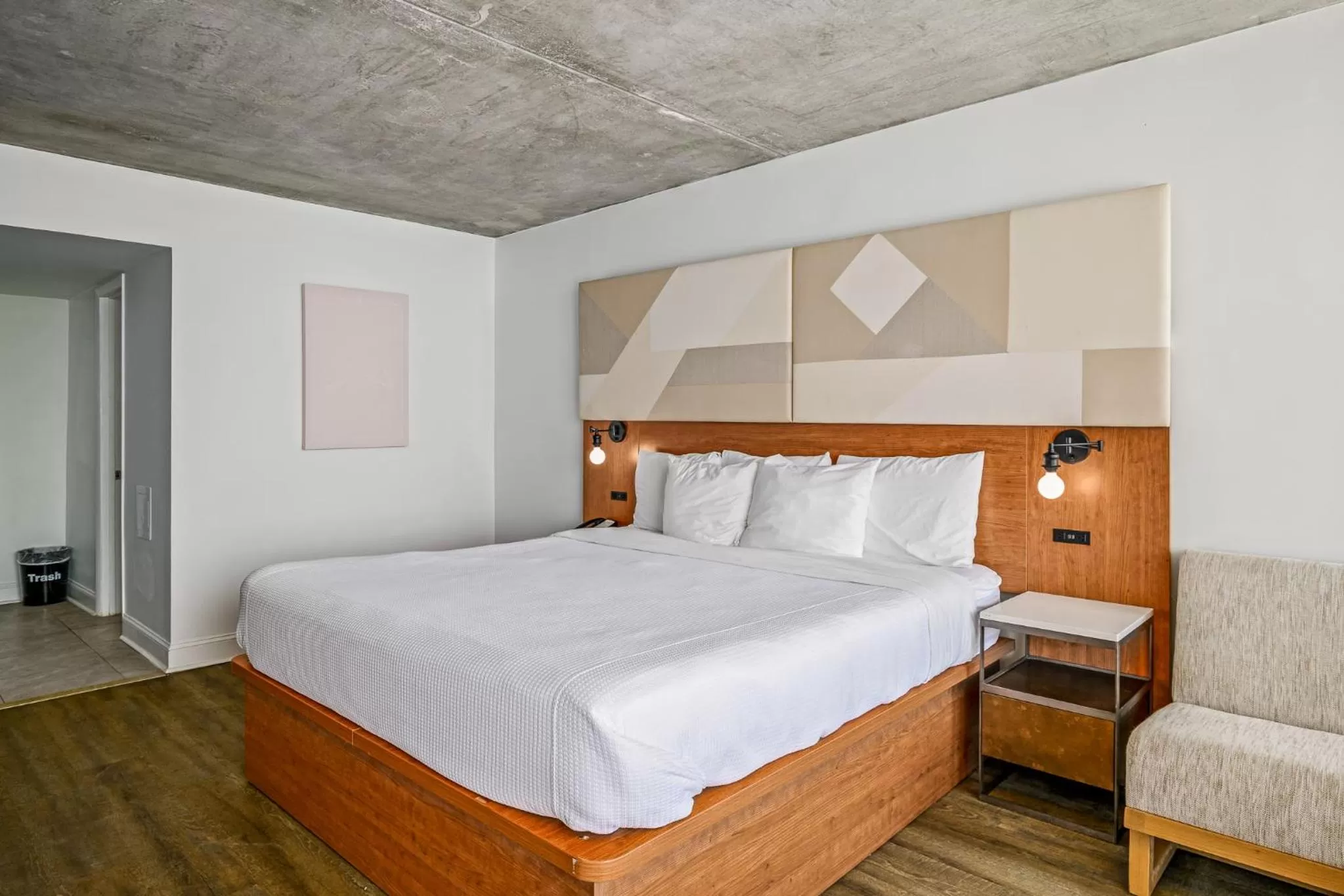 Bed in The Beverley Beach House