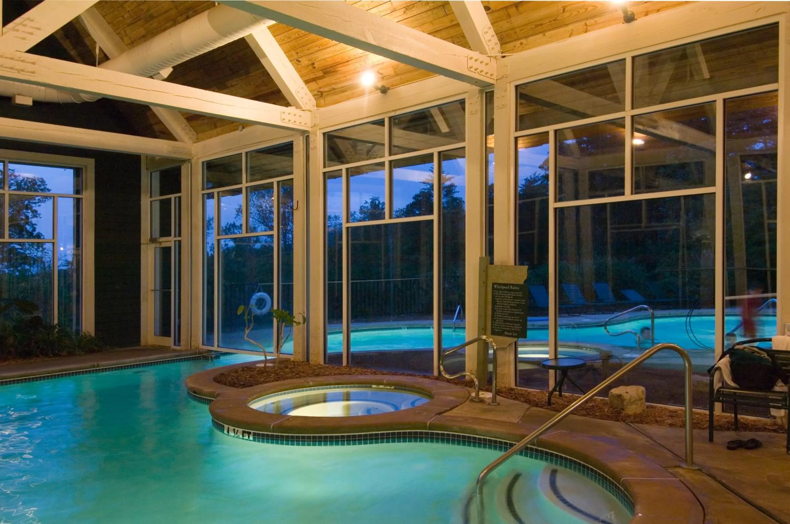 Swimming pool in Brasstown Valley Resort & Spa