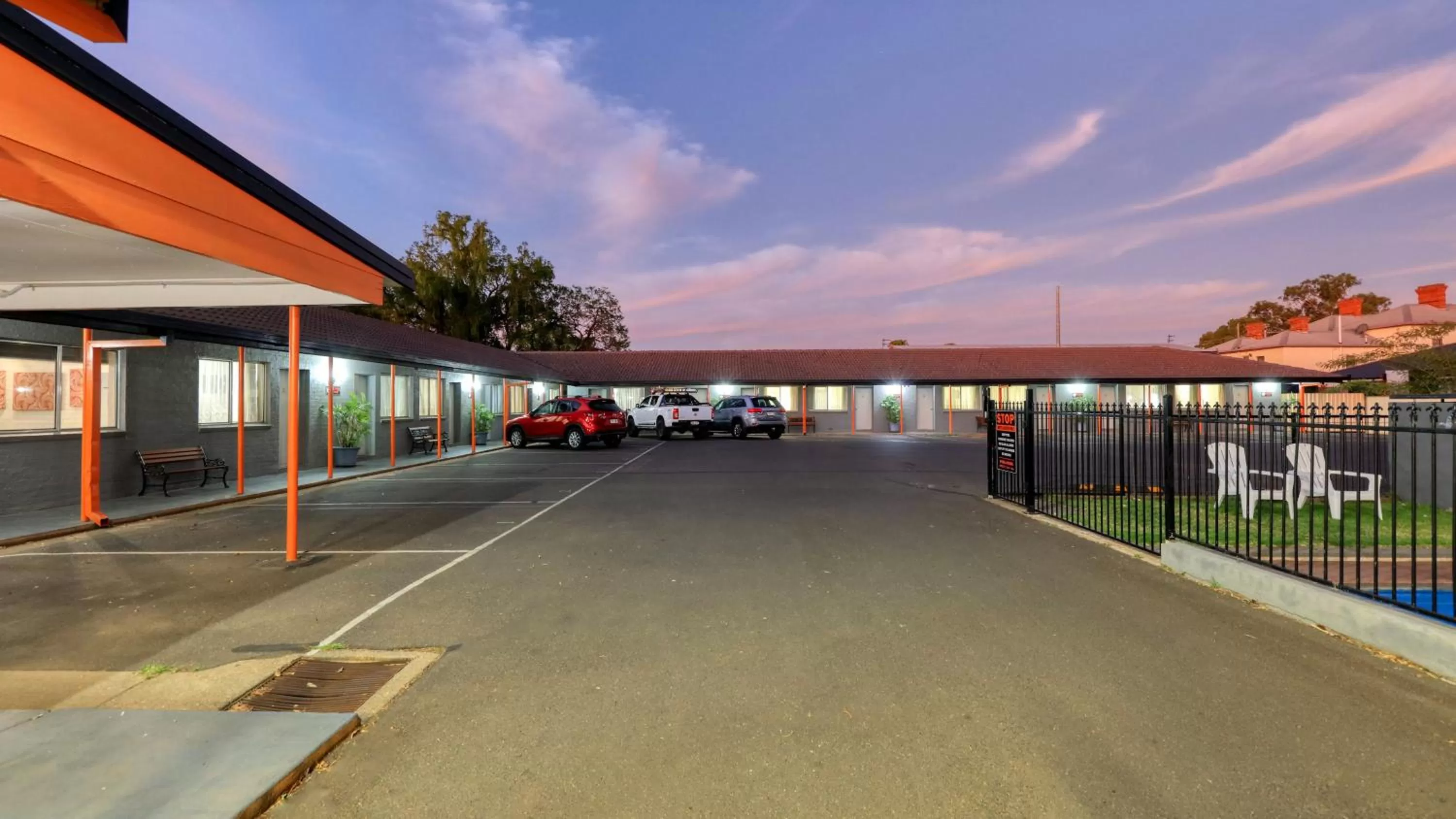 Facade/entrance in Country Leisure Motor Inn