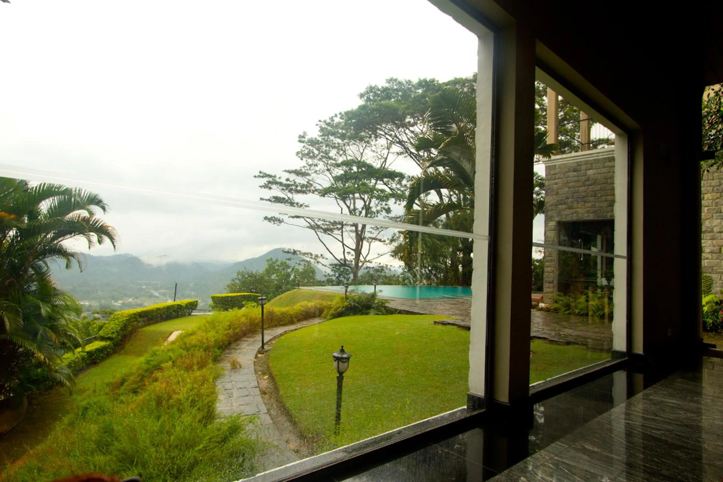 Day in Randholee Resort & Spa