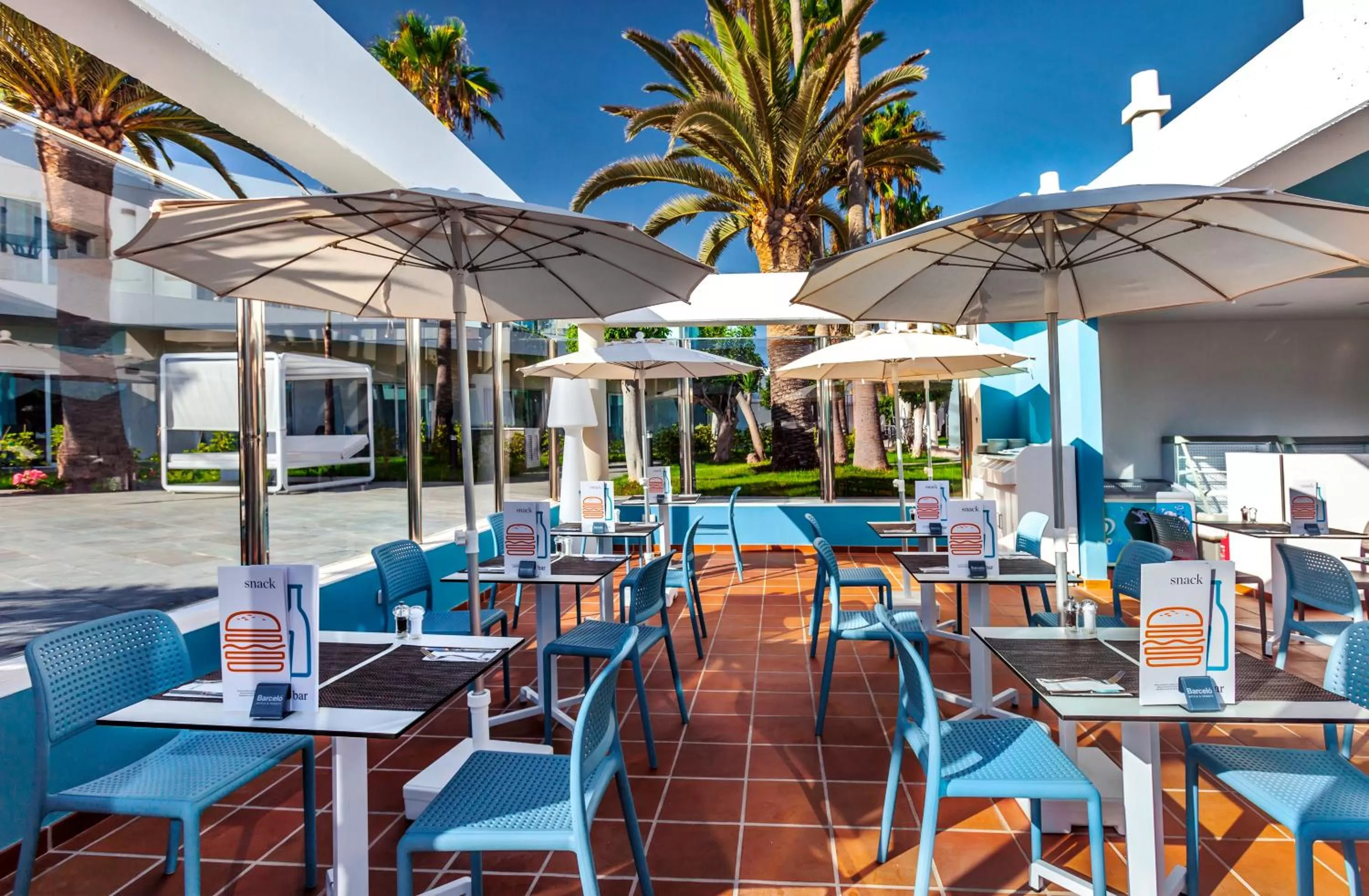 Lounge or bar in Barceló Corralejo Sands