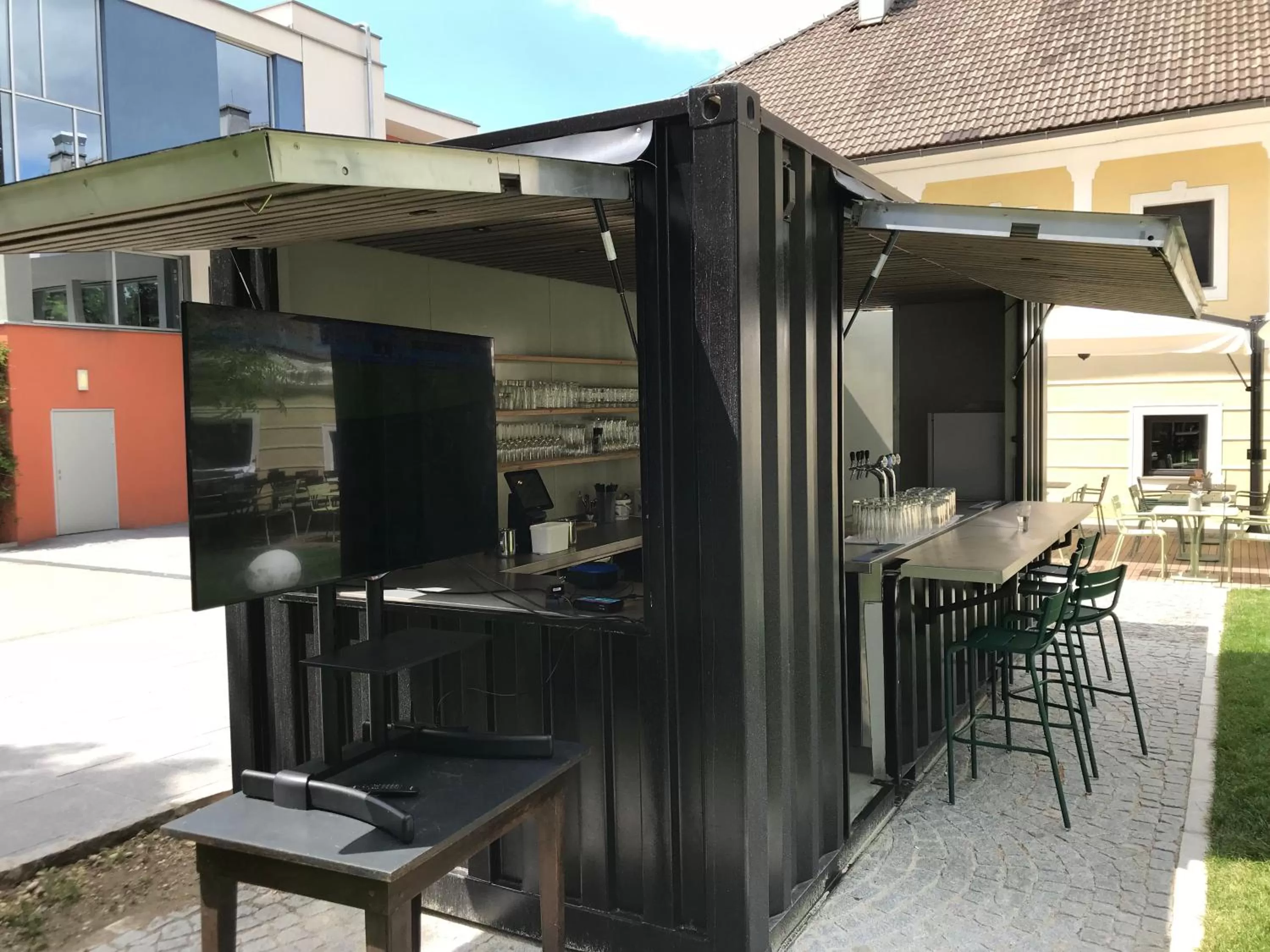 Restaurant/places to eat in Hotel Maxlhaid