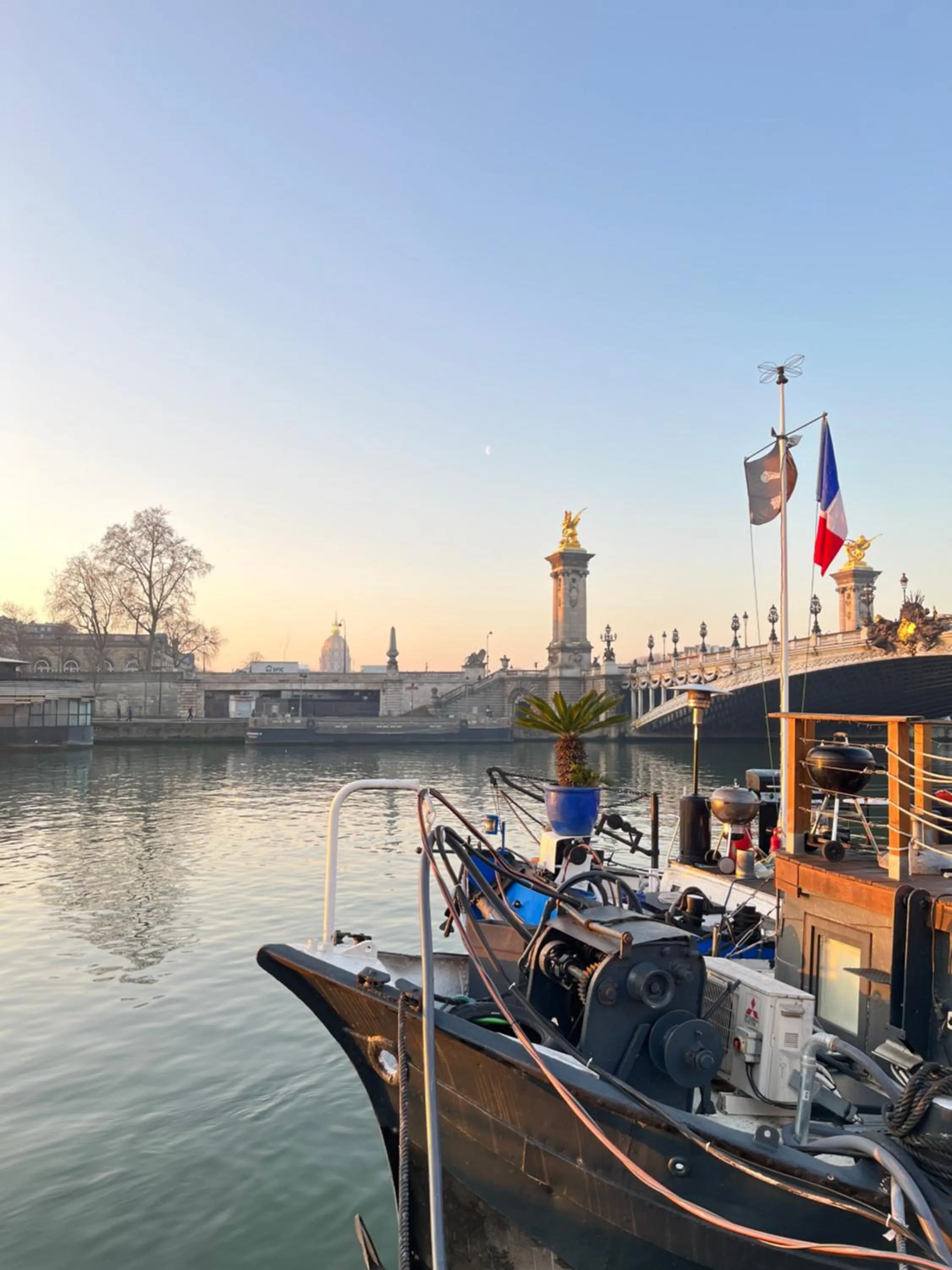 Nearby landmark in Montparnasse Daguerre