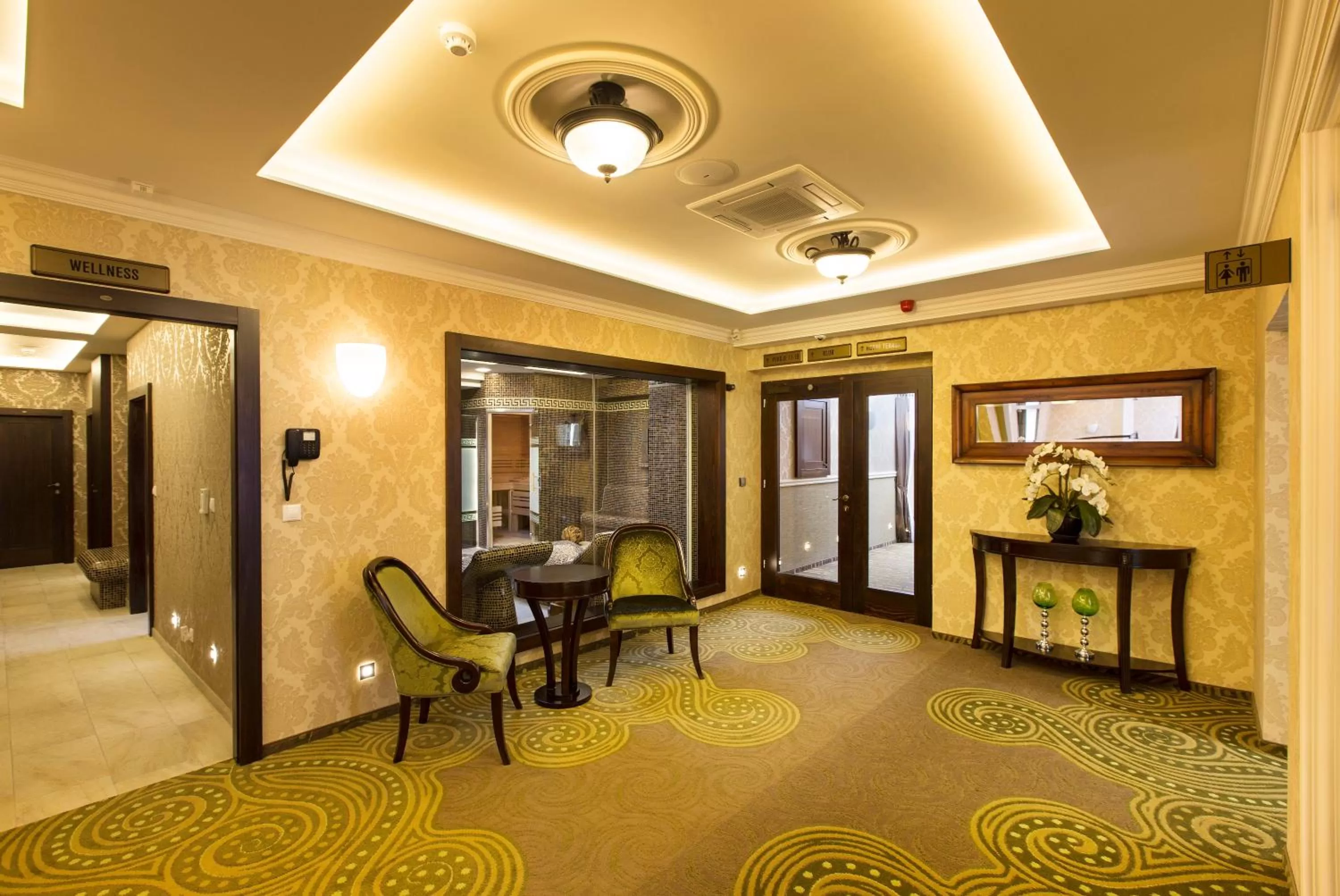 Decorative detail, Bed in Hotel Dvorana