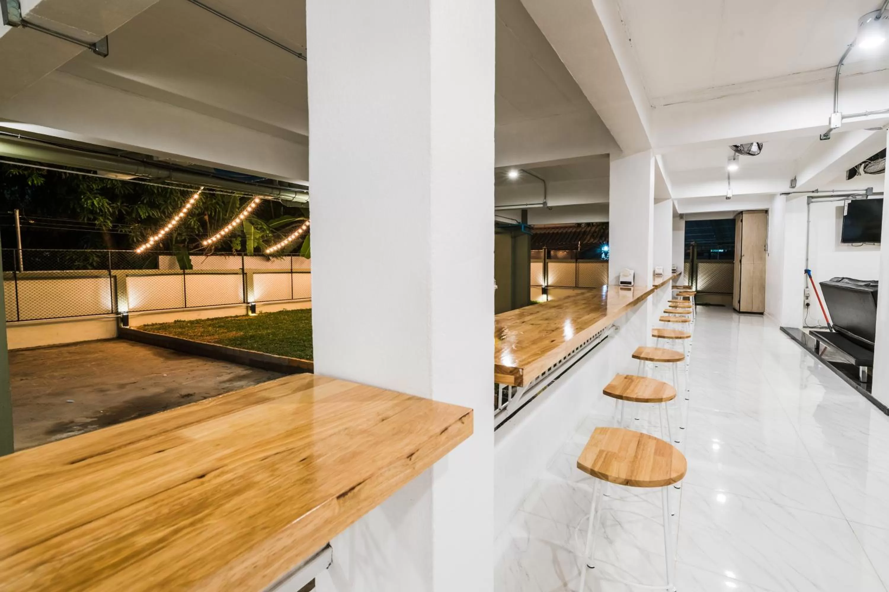 Your Space Hotel Prasingh