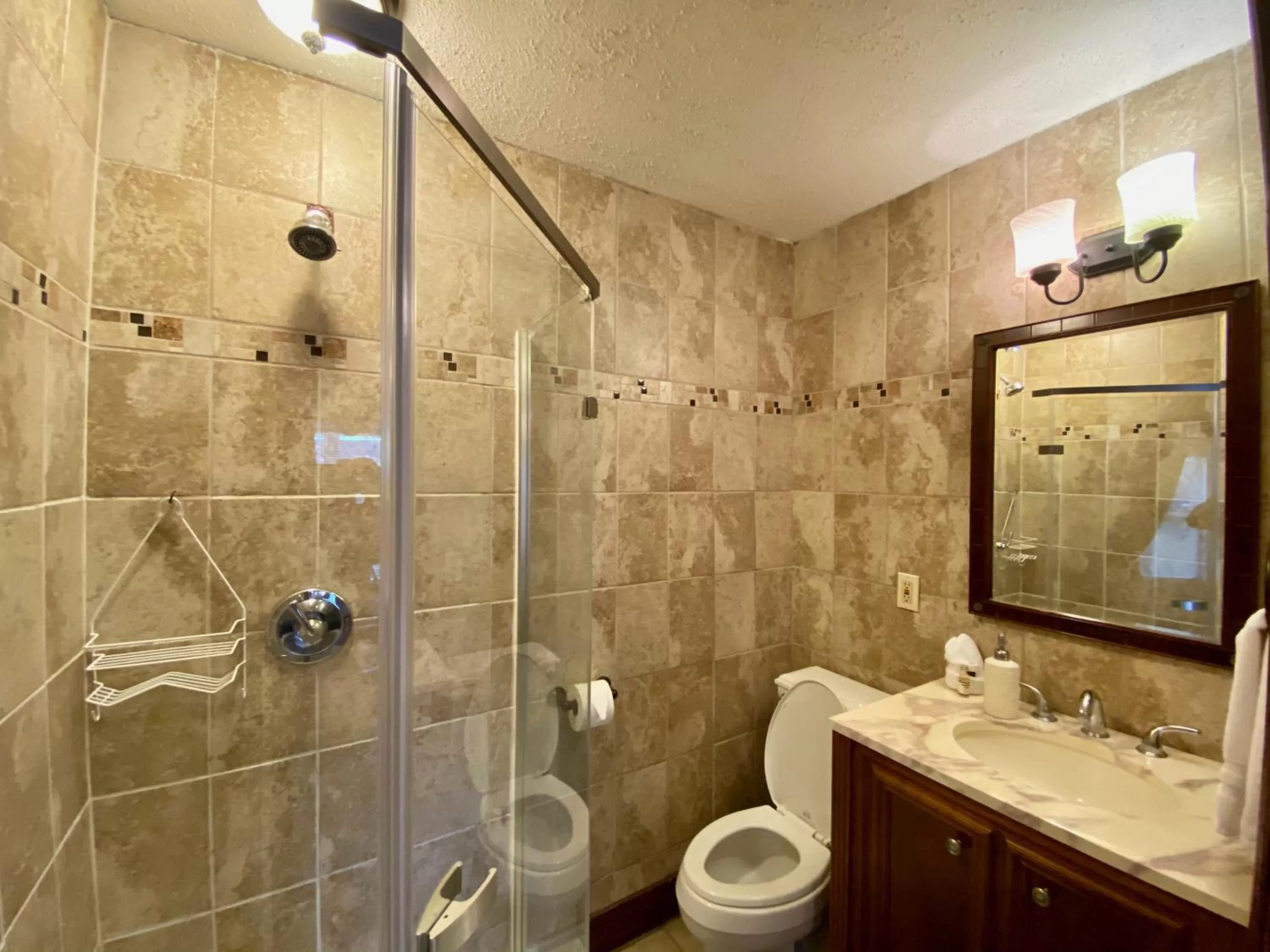 Bathroom in Penny Farthing Inn