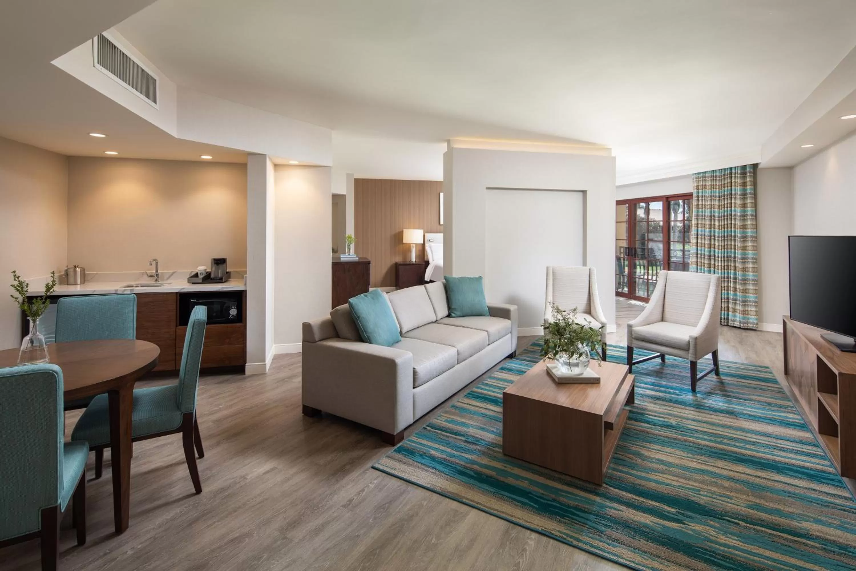 Photo of the whole room, Seating Area in The Westin Carlsbad Resort & Spa