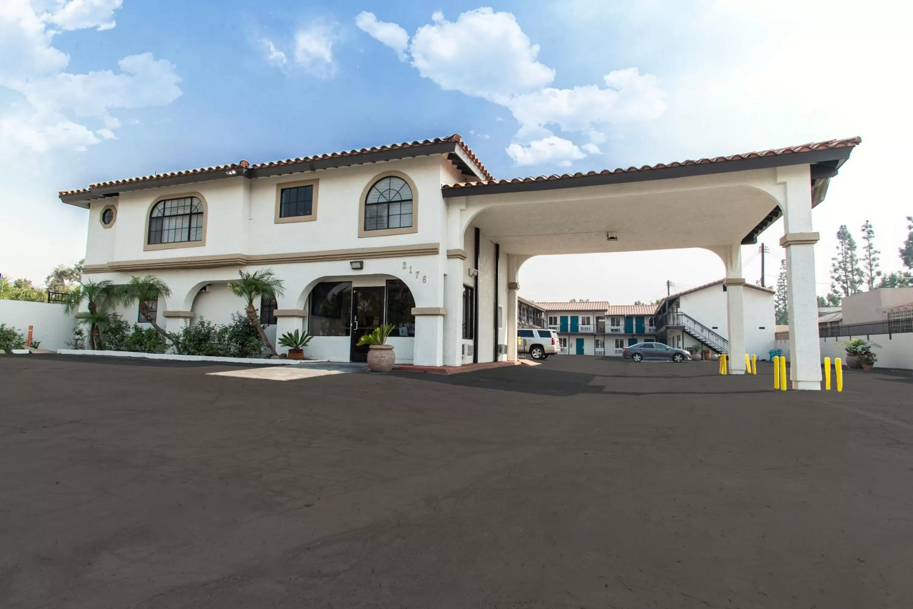 Property building in Magnolia Tree Hotel-Maingate/Anaheim Convention Center