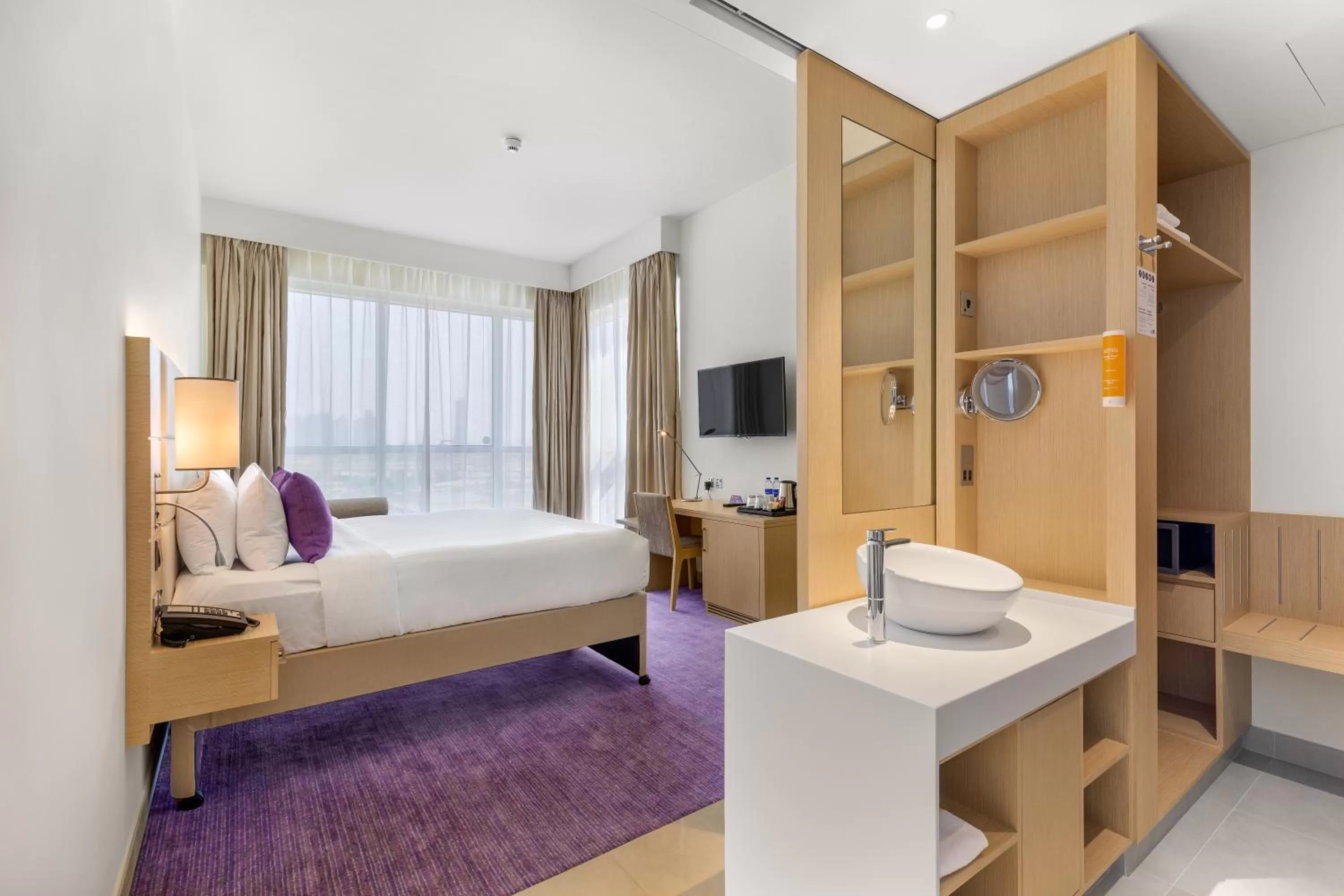 Bedroom, Bed in Premier Inn Dubai Ibn Battuta Mall