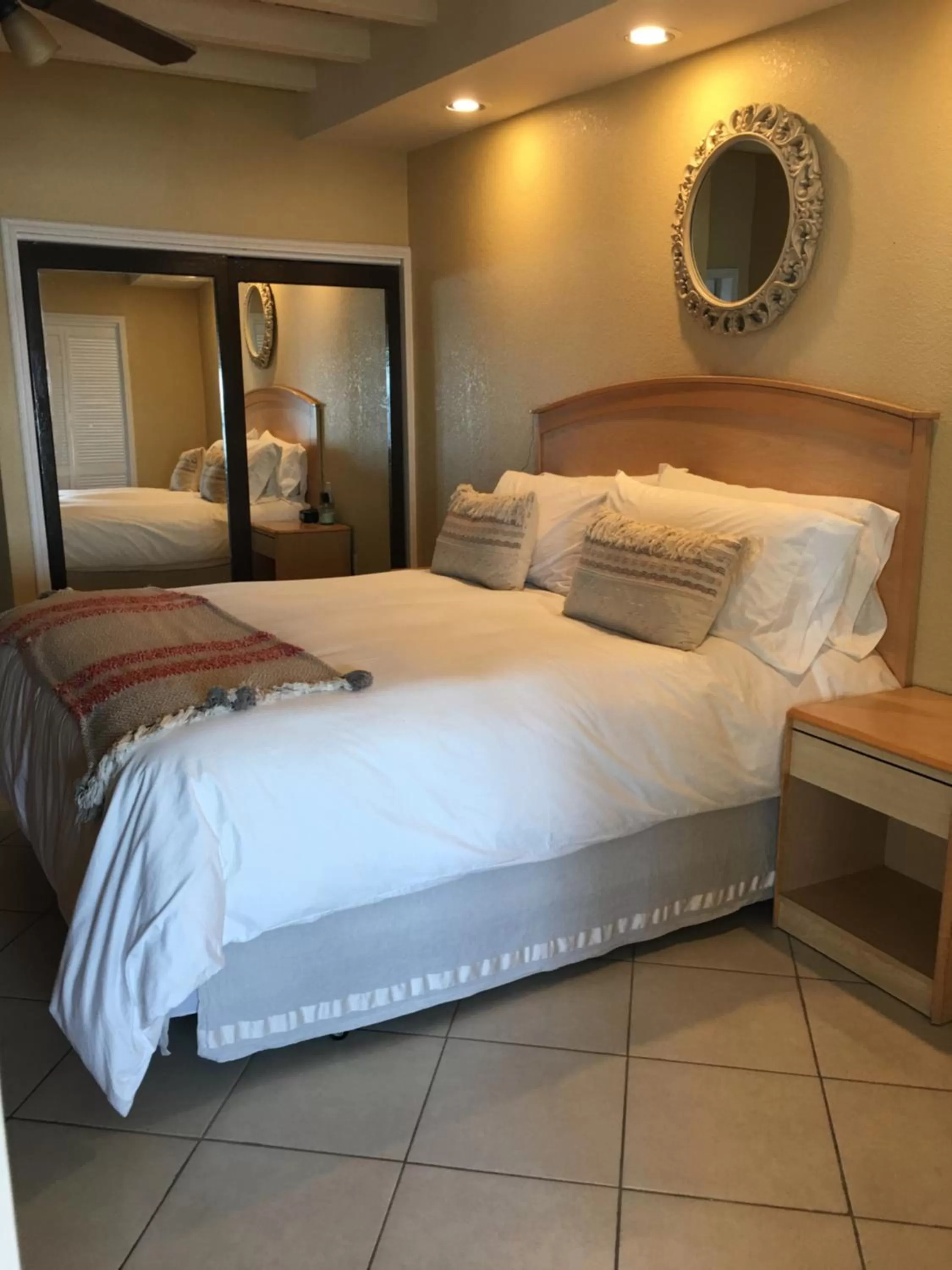 Bedroom, Bed in Quinta Pacifica Beachfront Villas