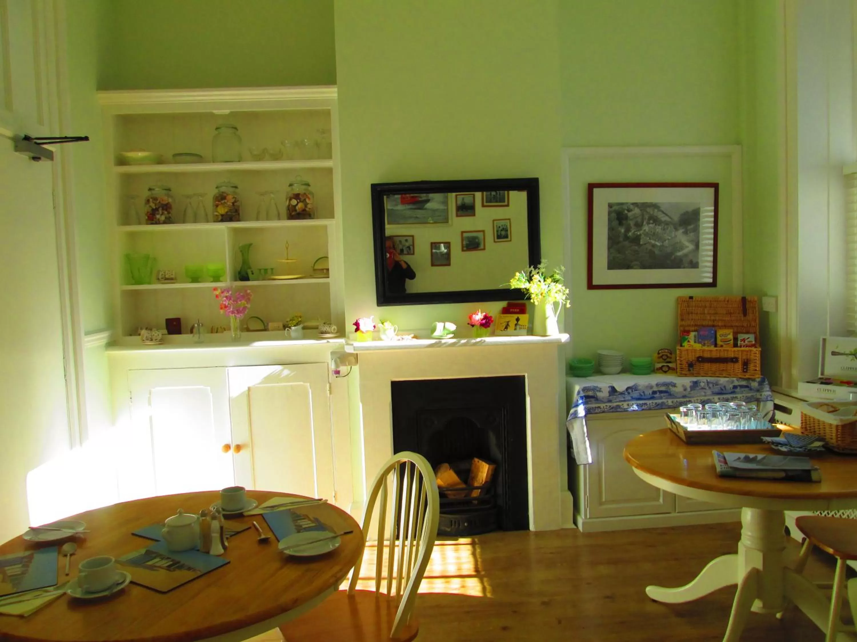 Area and facilities in Weston Manor