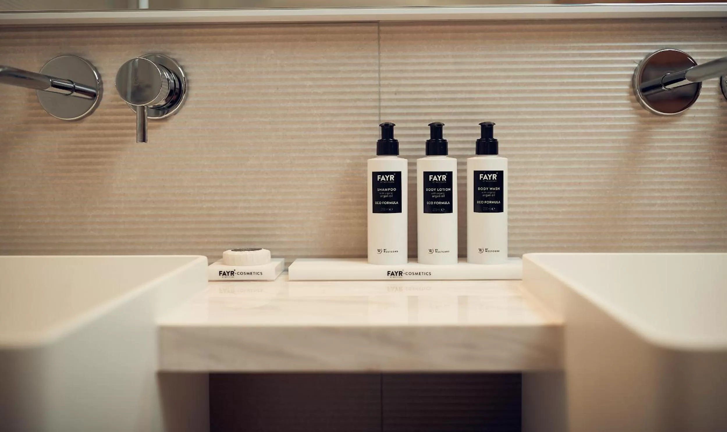 Bathroom in Hotel Jakarta Amsterdam