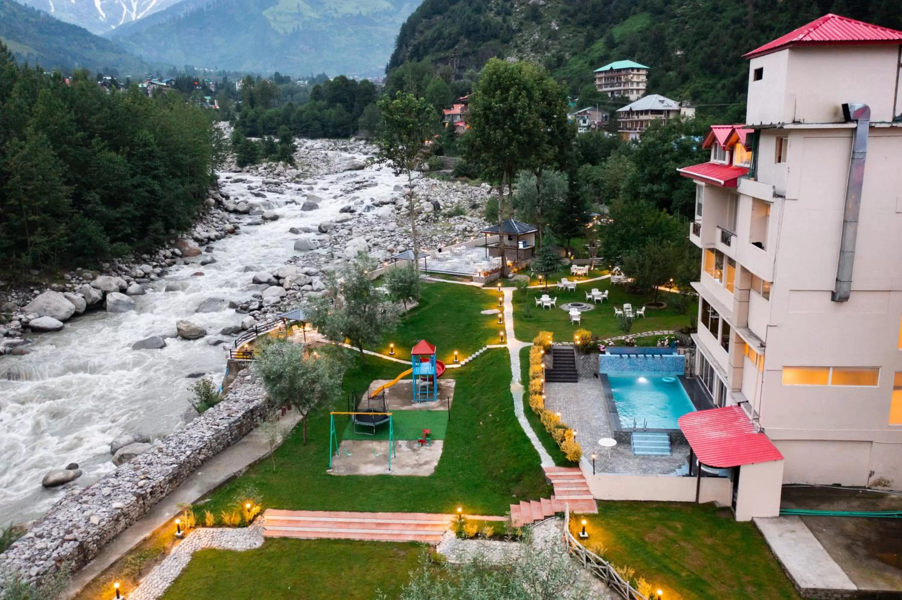 The Allure Grand Resort -A Majestic Riverside Retreat