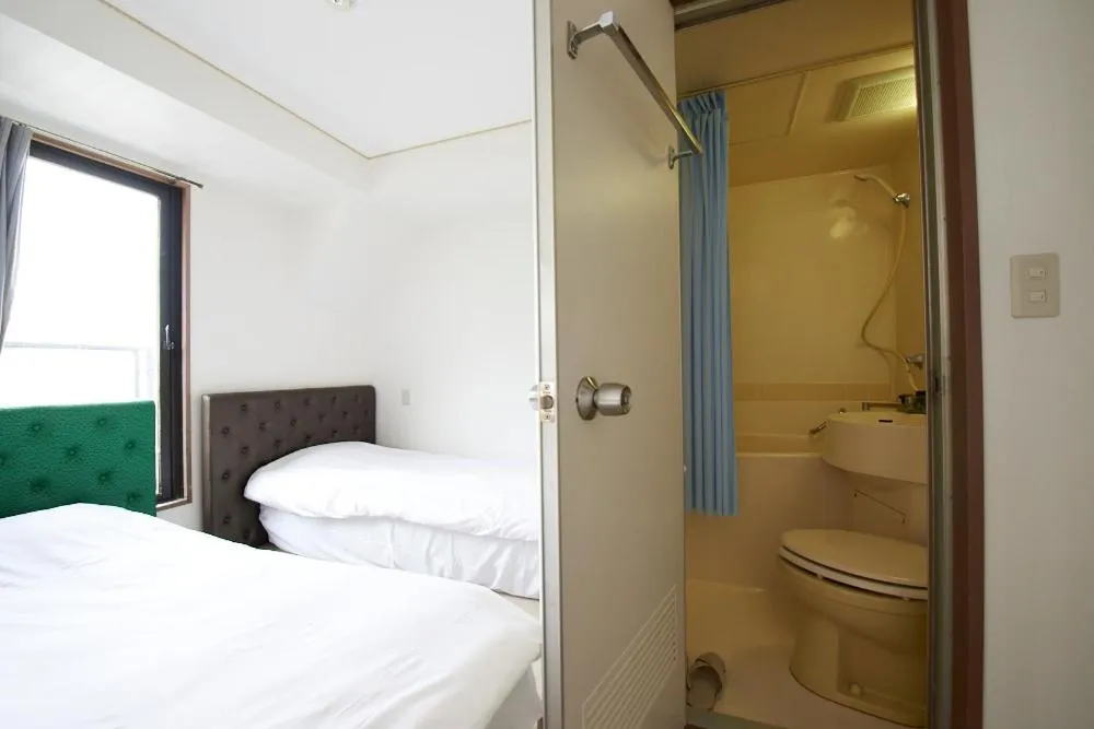 Photo of the whole room in Hotel Empire in Shinjuku