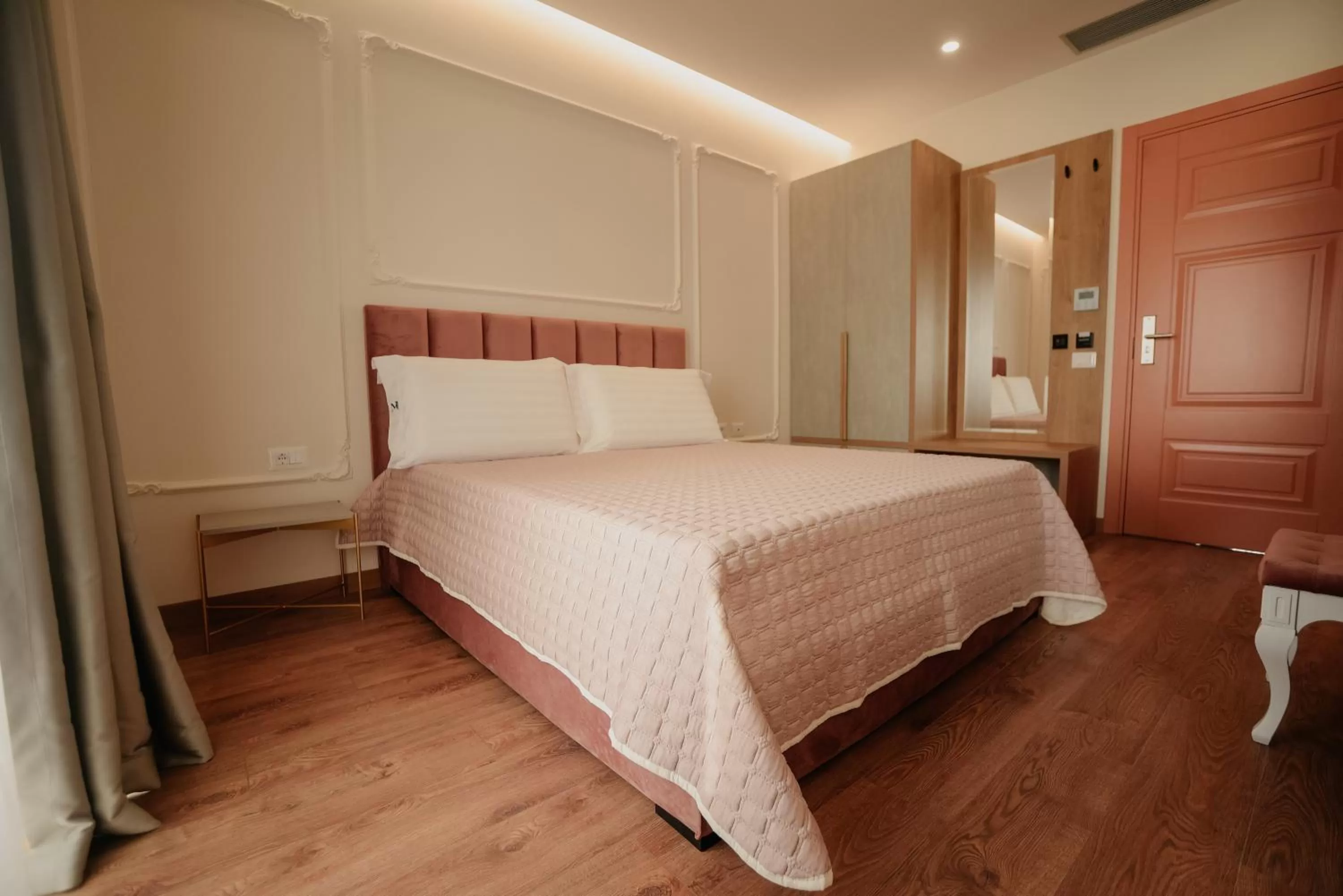 Bed in Martiness Hotel Durres