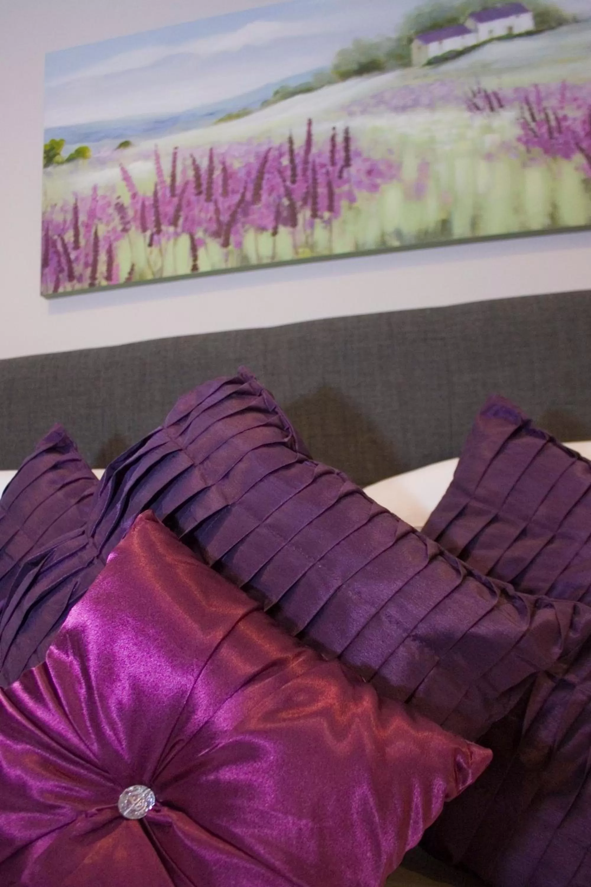 Decorative detail, Bed in The Wheatsheaf