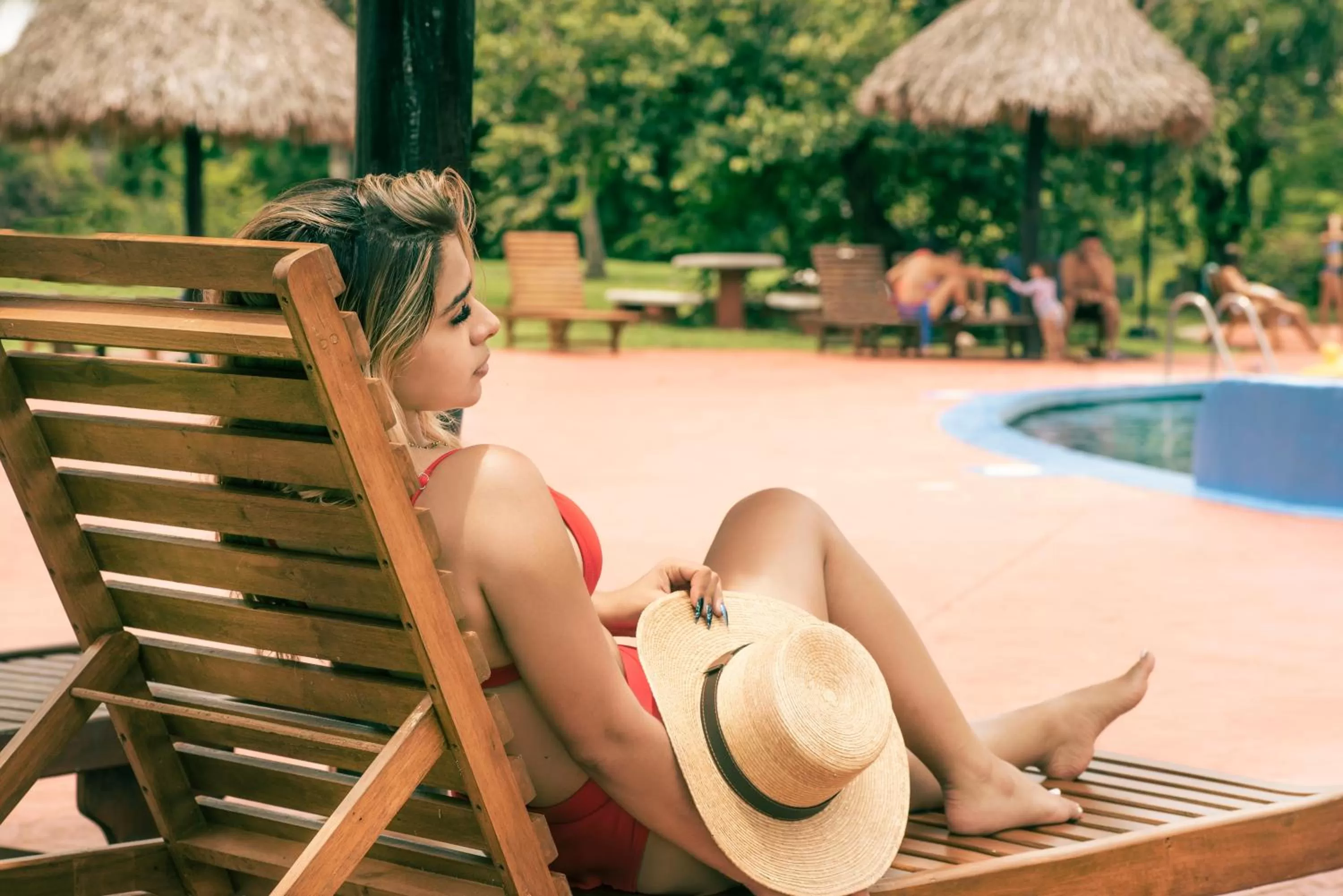 Restaurant/places to eat in Nandel Beach Resort