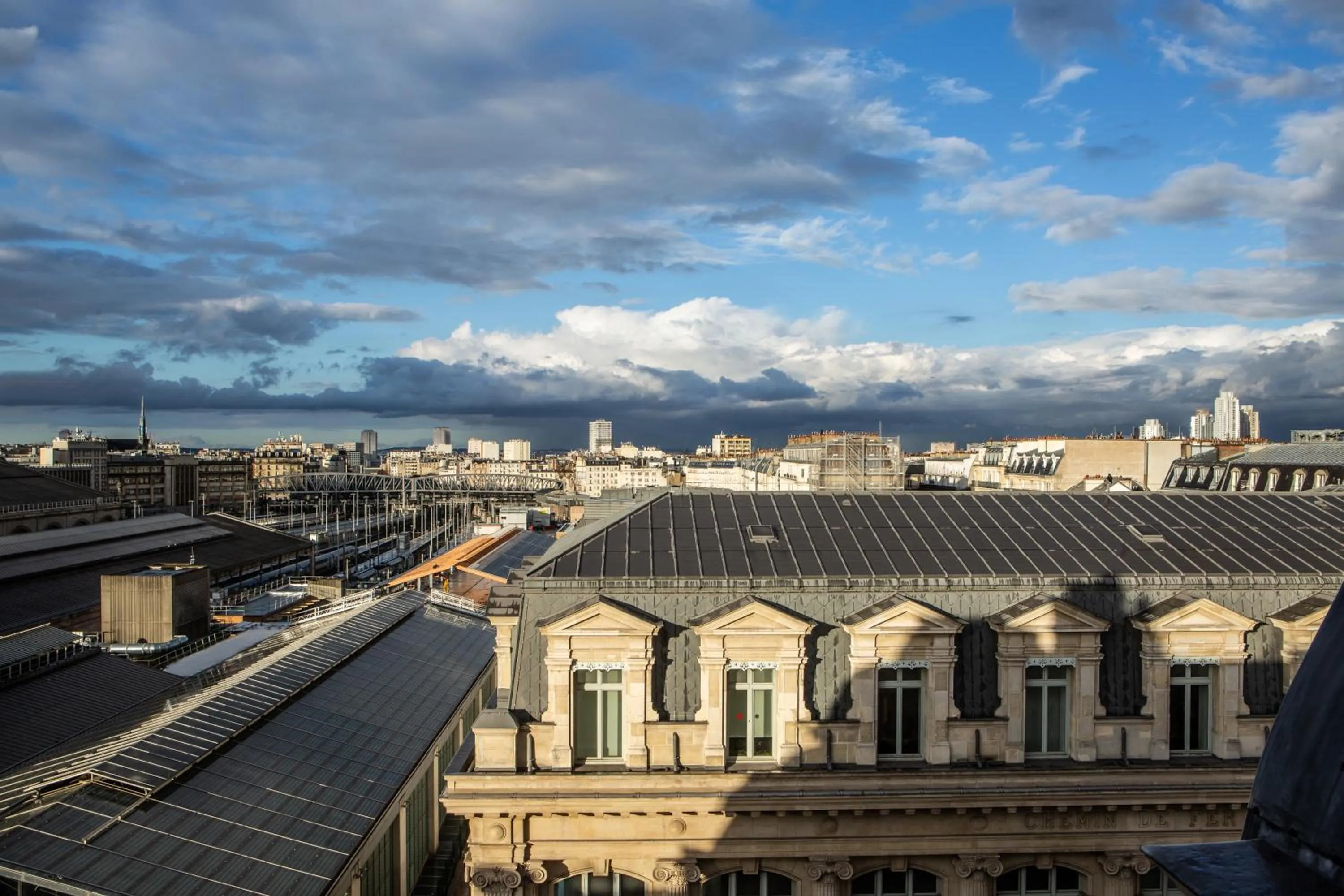 City view in Hotel Flanelles Paris