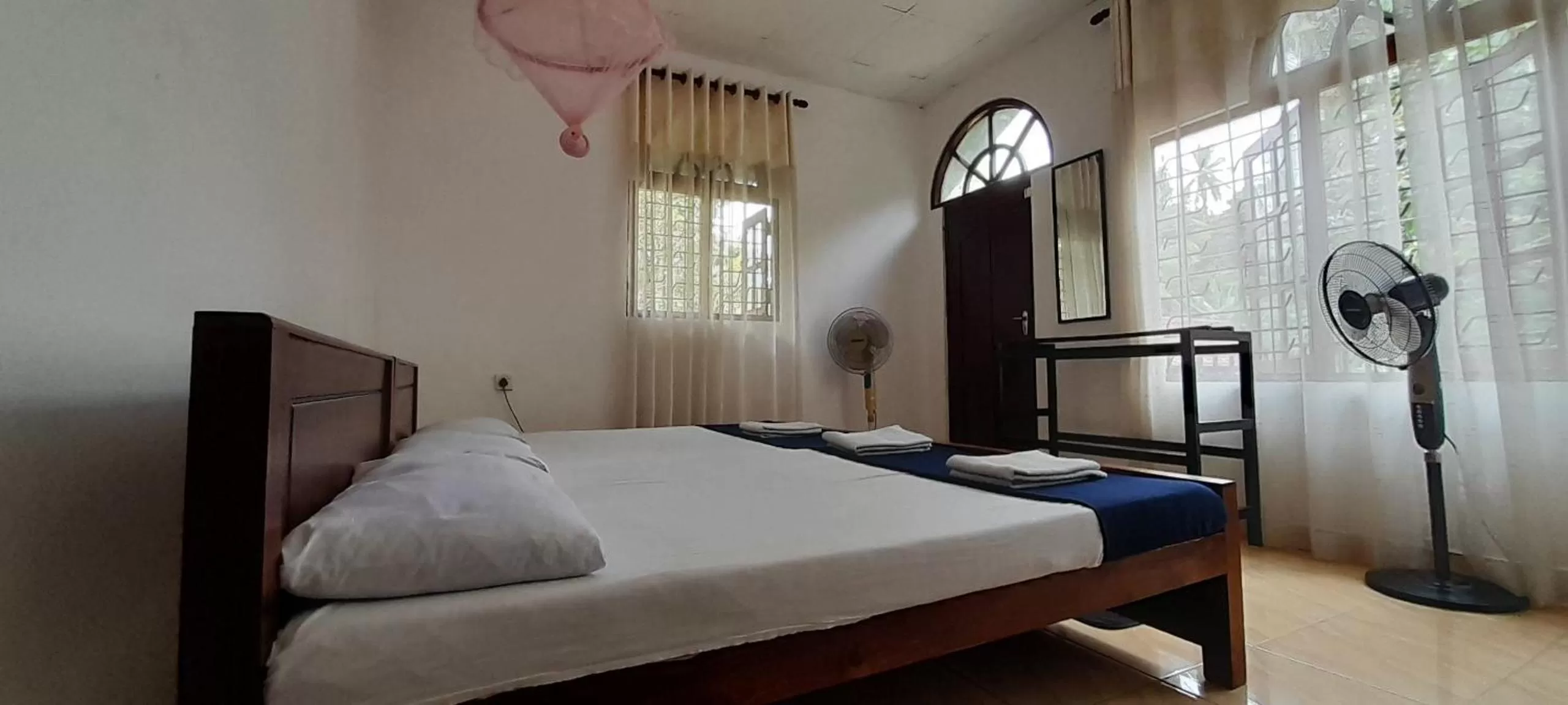 Standard Double or Twin Room with Balcony - single occupancy in Le Meridien BnB