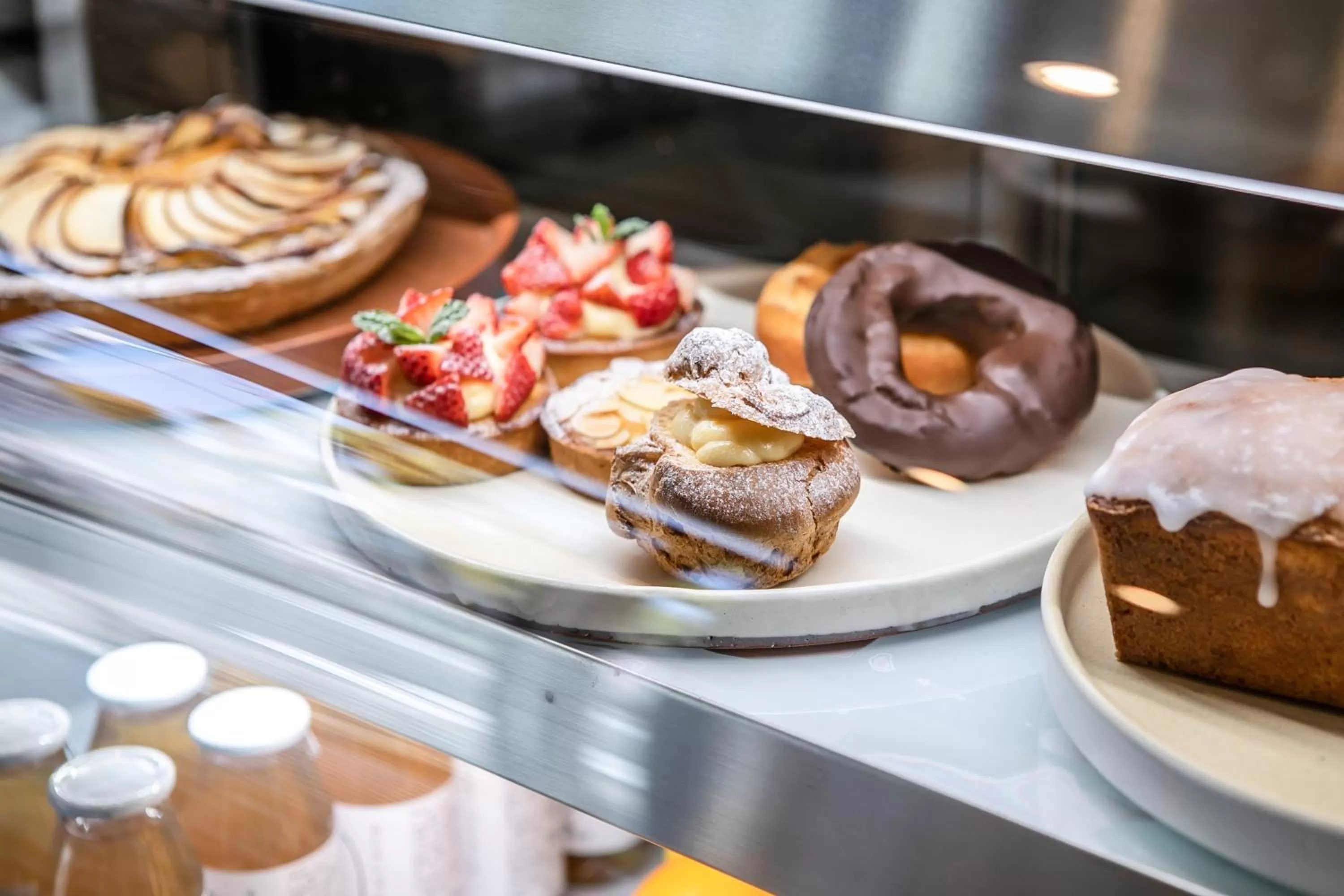 Food and drinks in Hotel Noum OSAKA