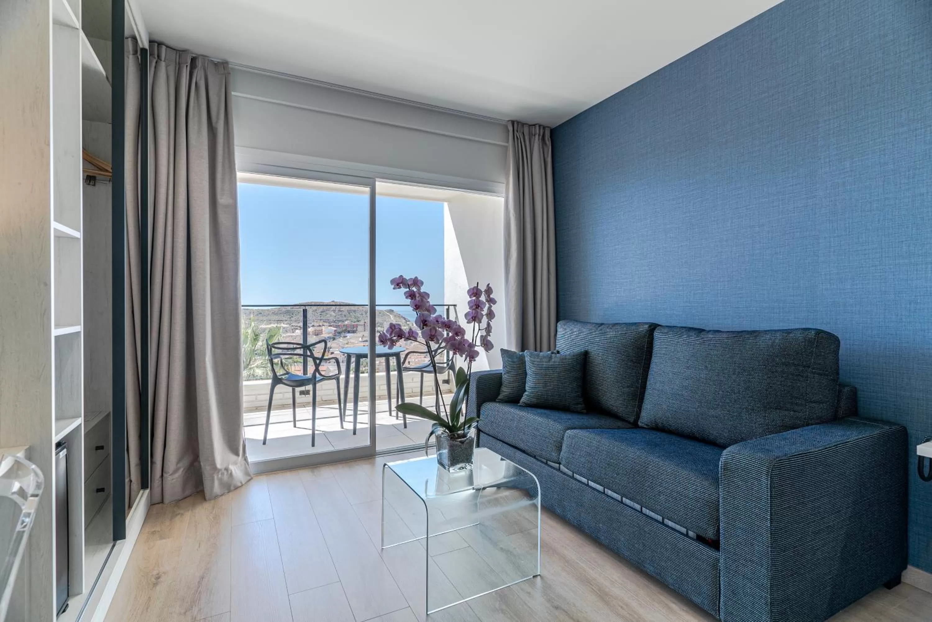 Living room in Ramada Resort by Wyndham Puerto de Mazarron