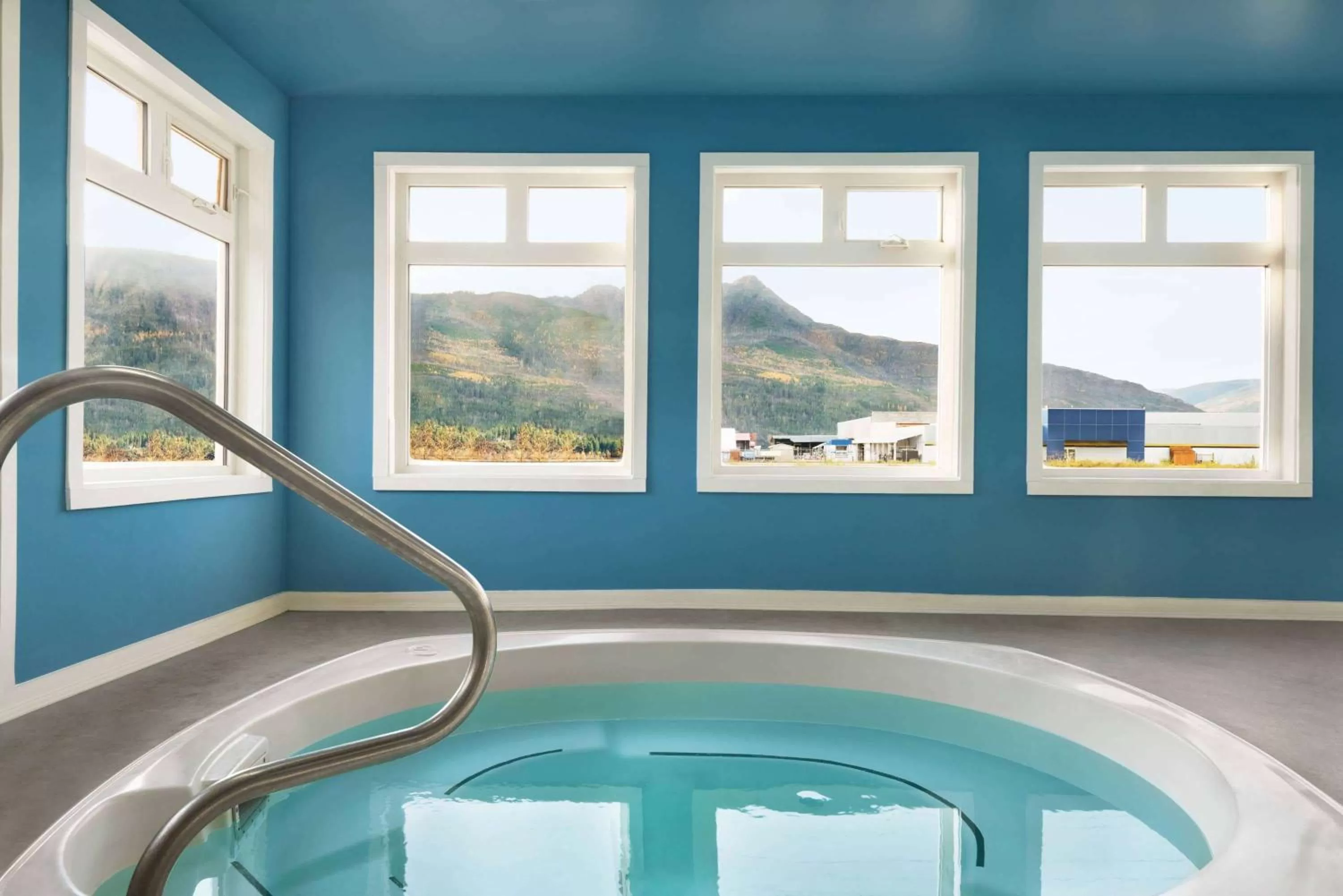 Hot Tub in Travelodge by Wyndham Salmon Arm BC