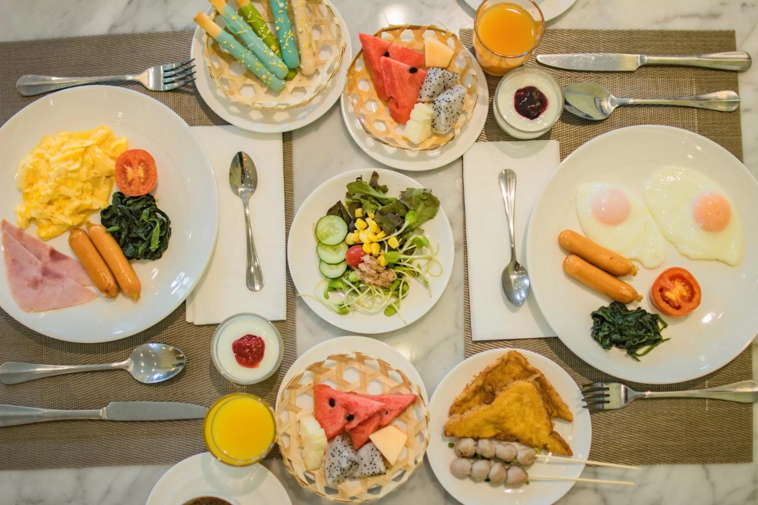 Food and drinks in Sabai Sabai Chiangmai