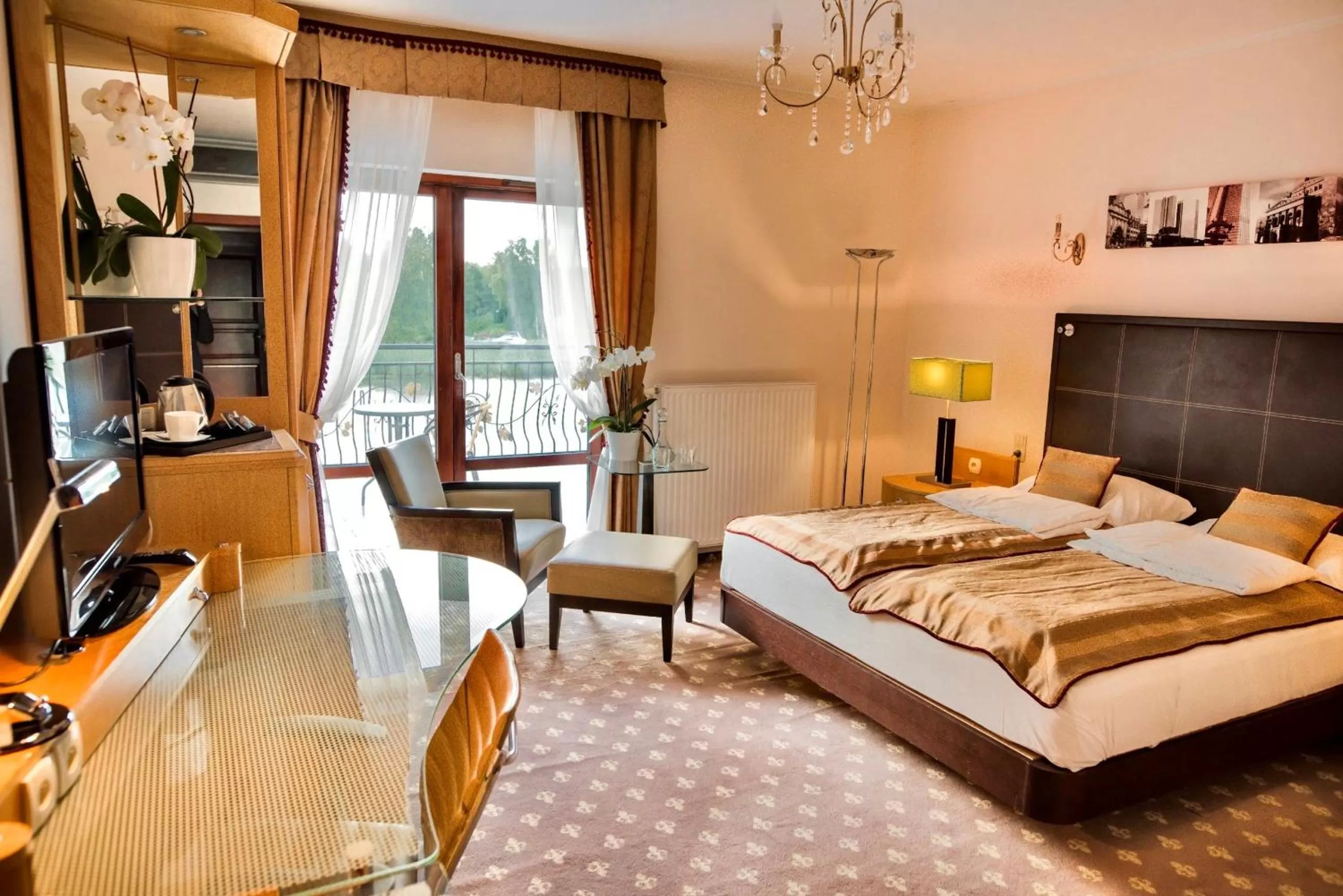 Photo of the whole room, Bed in Medical & SPA "Pałac na Wodzie" Falkowski Augustów