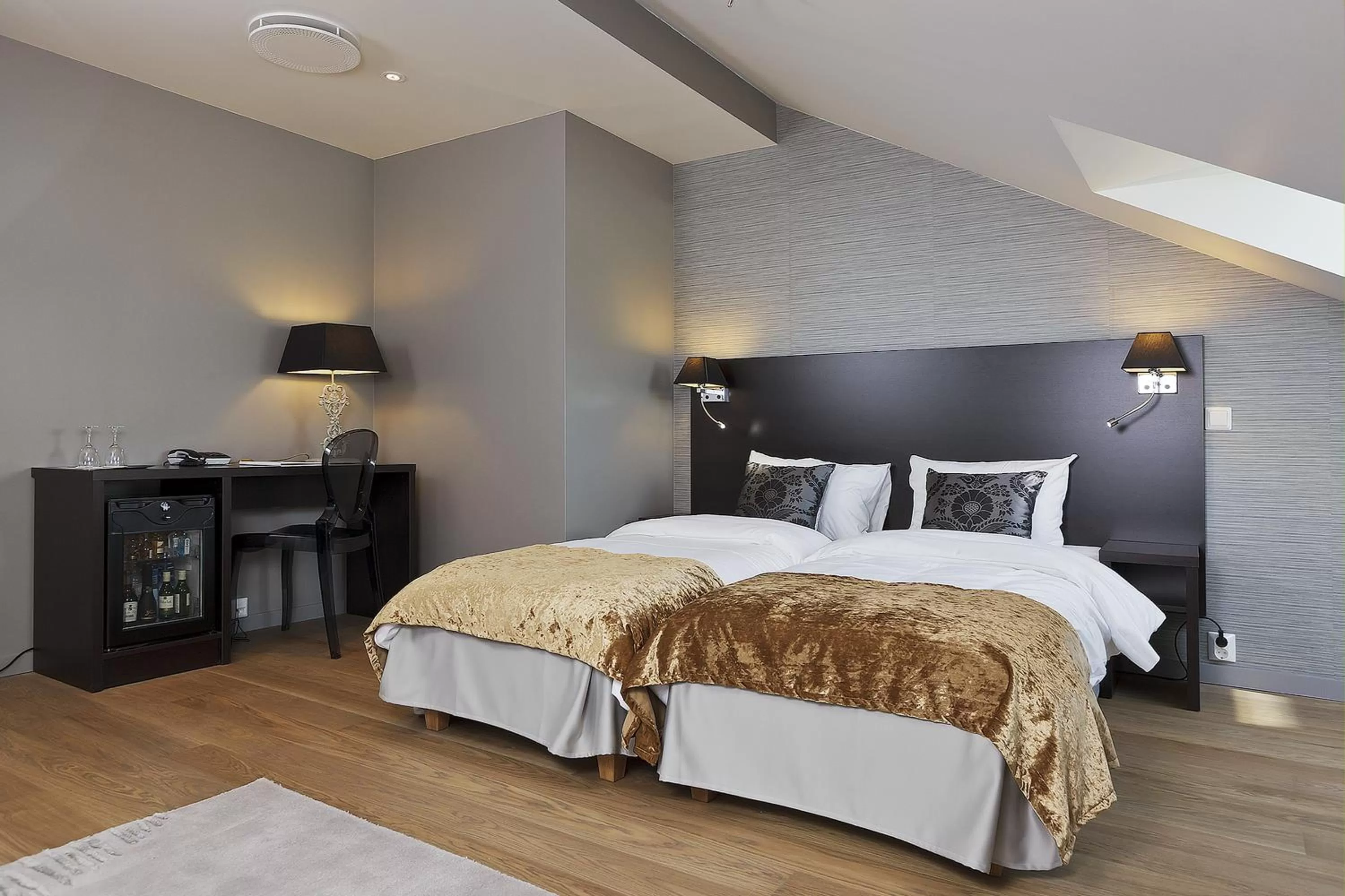 Bed in Saga Hotel Oslo, WorldHotels Crafted