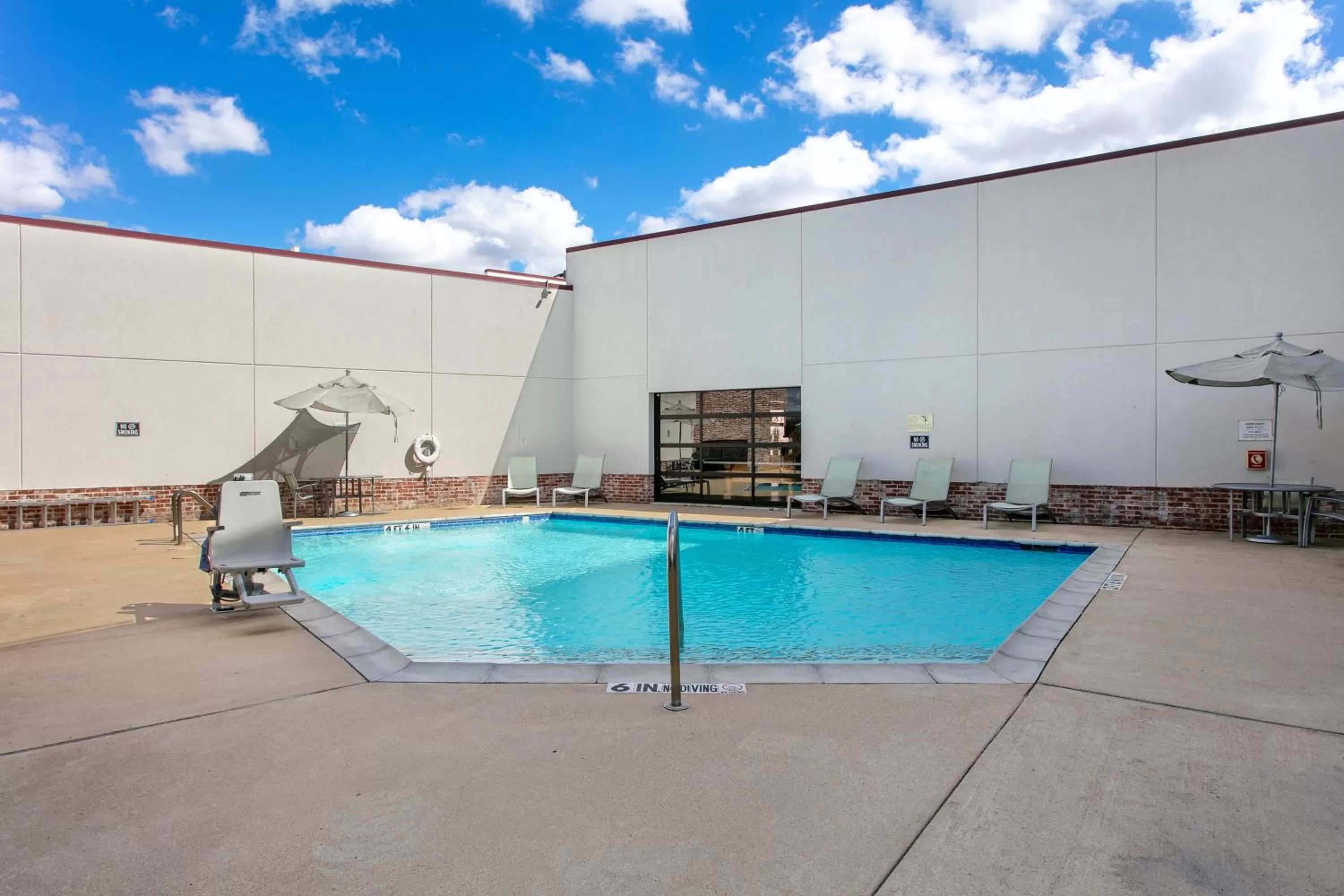 Swimming pool in voco College Station Aggieland by IHG
