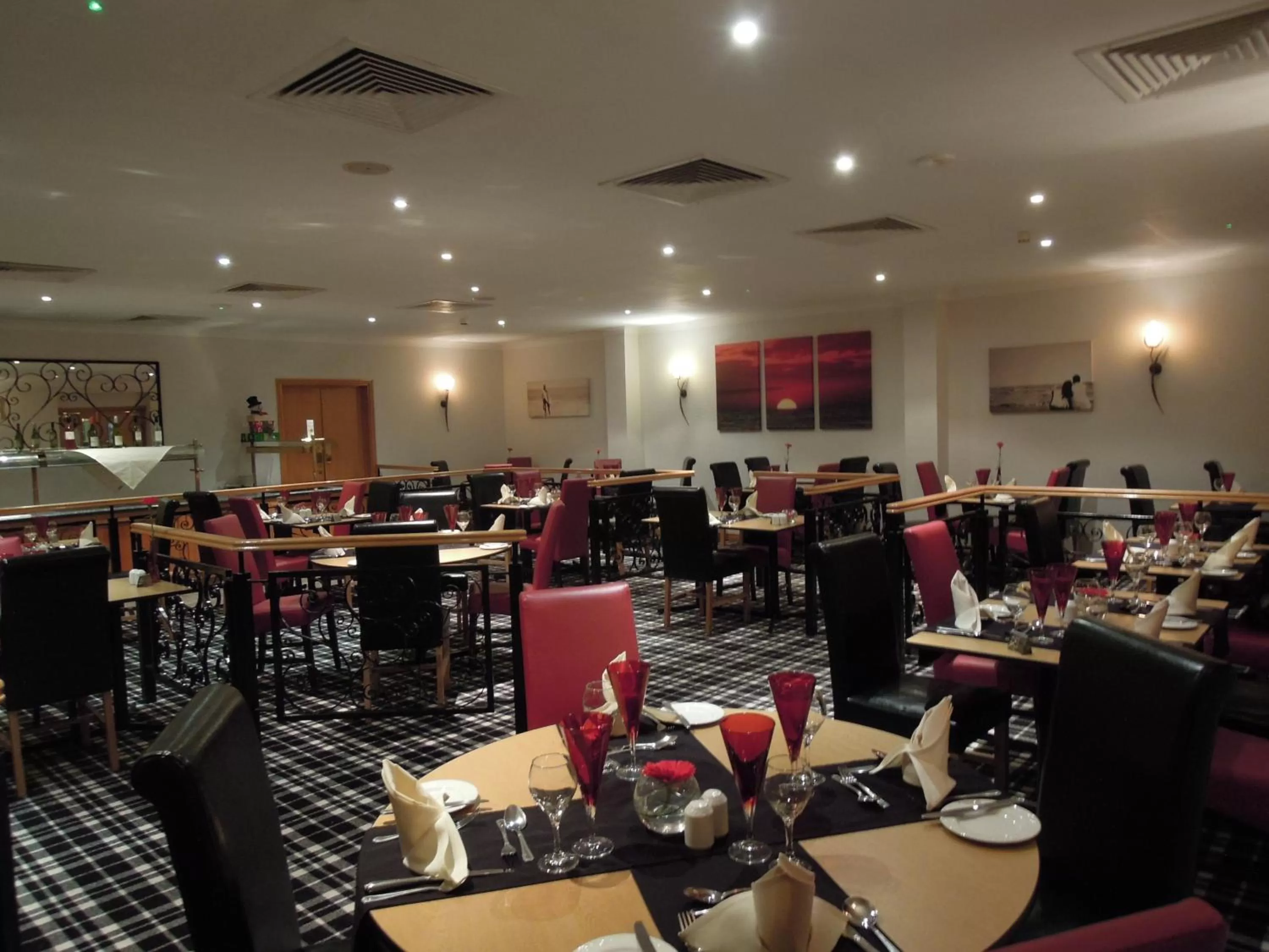 Restaurant/places to eat in Best Western Plus Bentley Hotel