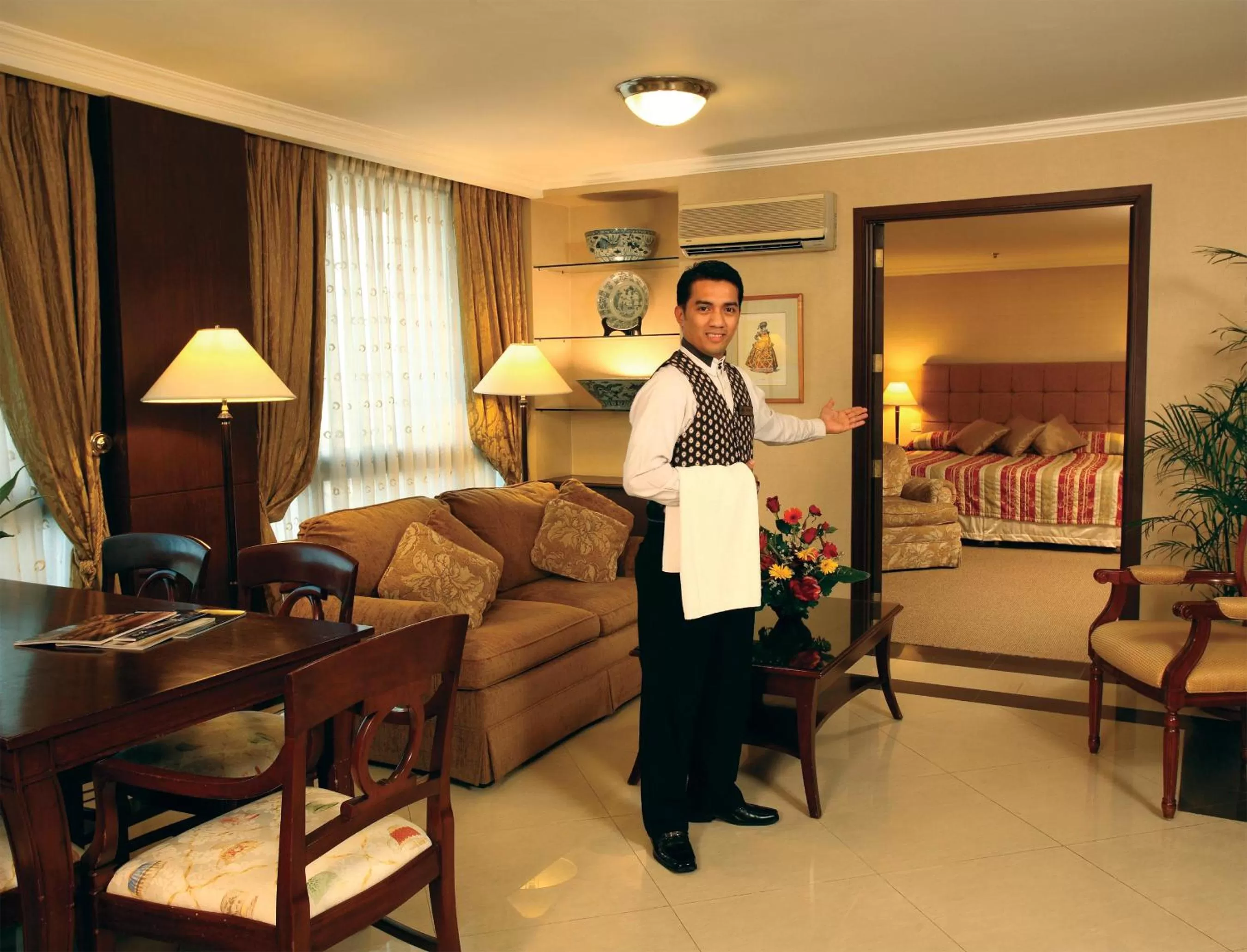 Staff in Herald Suites Solana