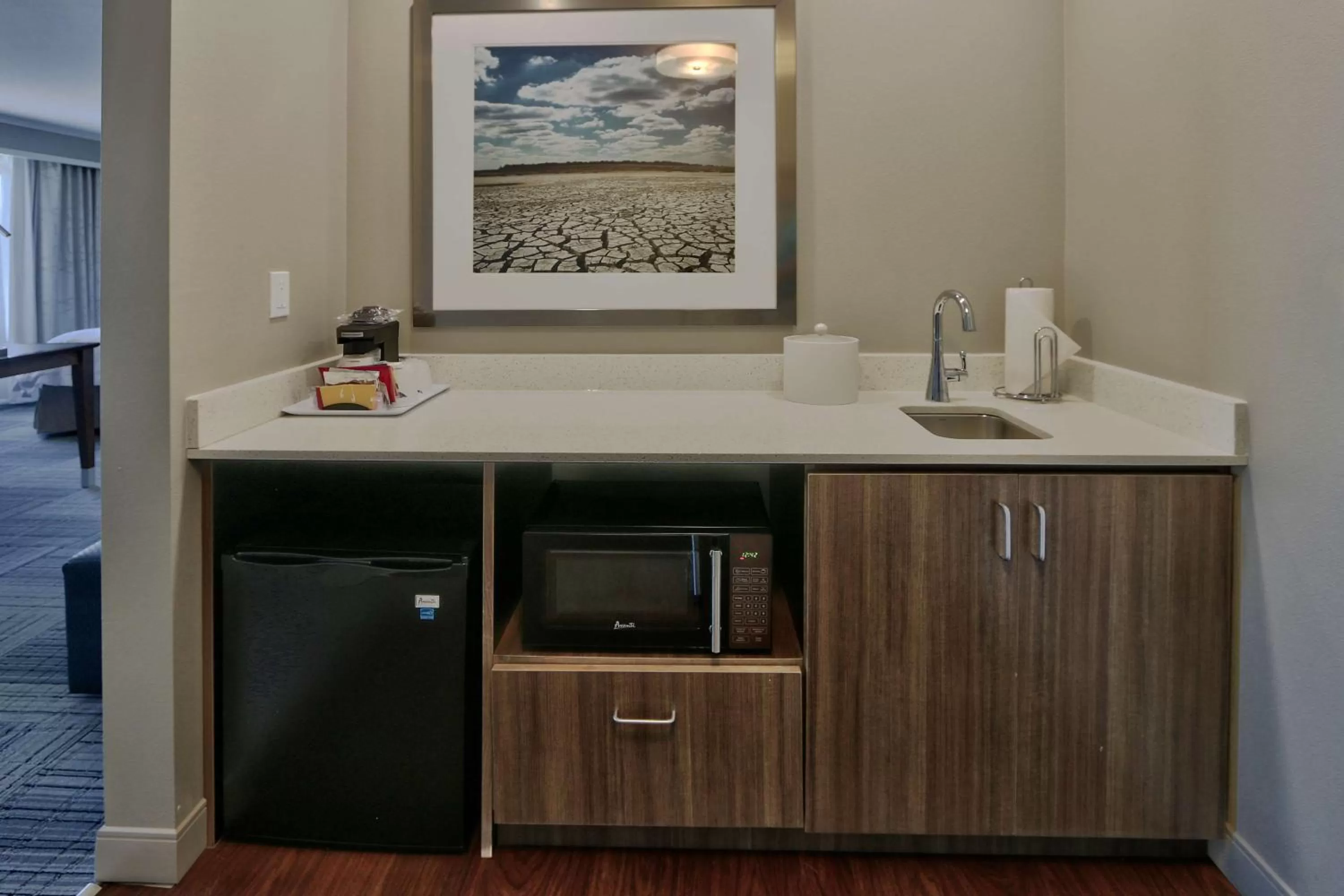 Kitchen or kitchenette in Hampton Inn & Suites Las Cruces I-10, Nm